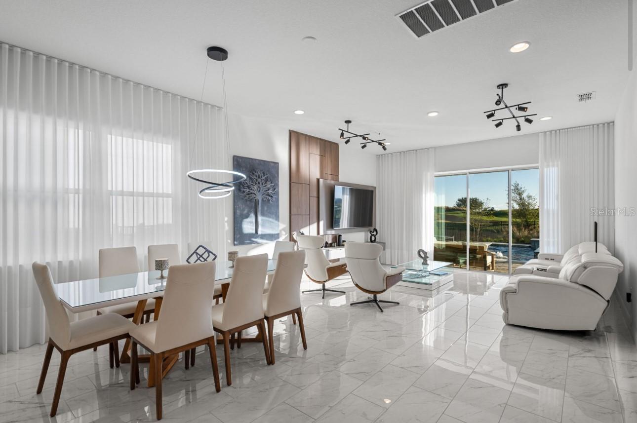 Image 8 of 40 For 15746 Vetta Drive