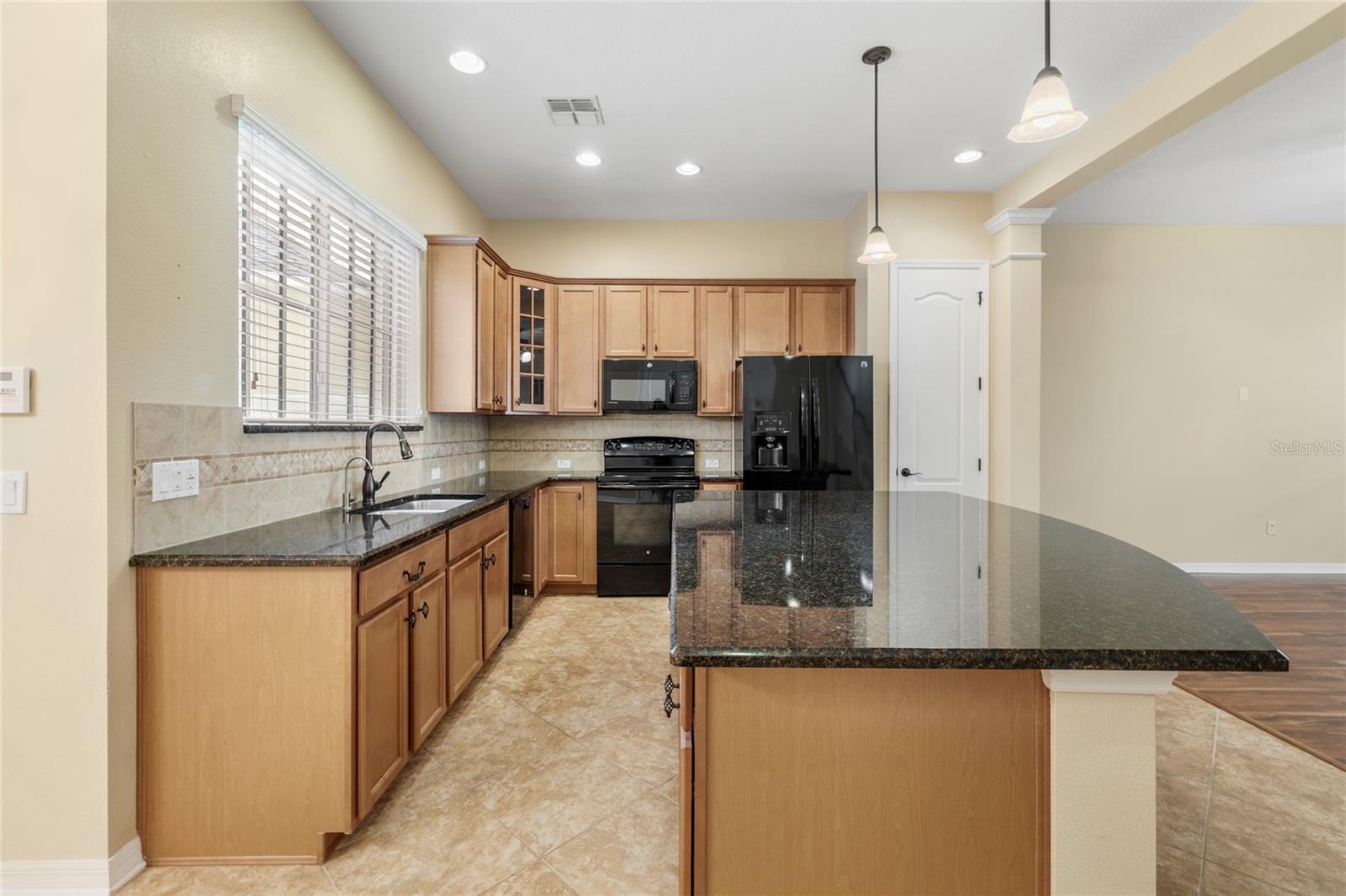 Image 10 of 28 For 1516 Resolute Street