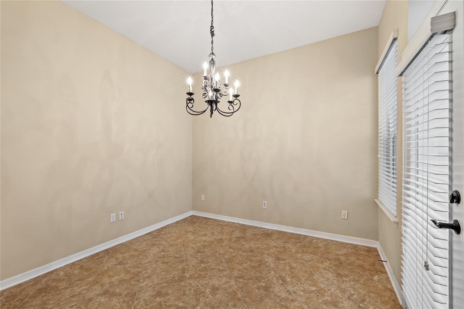 Image 12 of 28 For 1516 Resolute Street