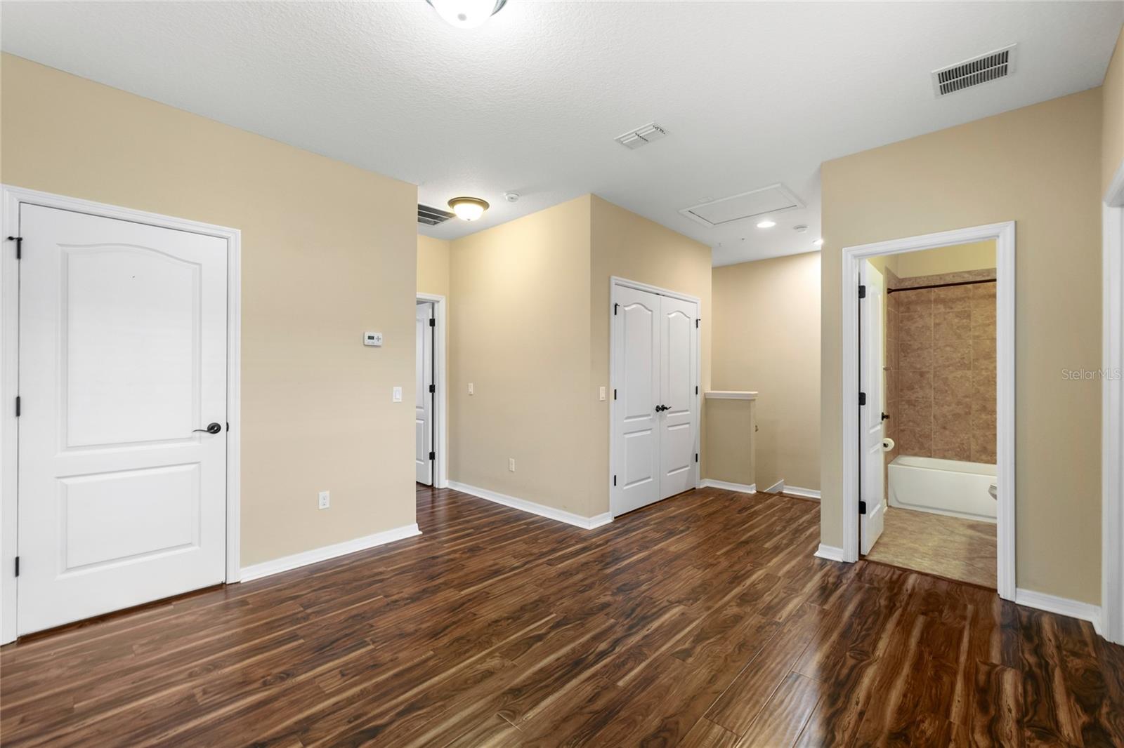 Image 16 of 28 For 1516 Resolute Street