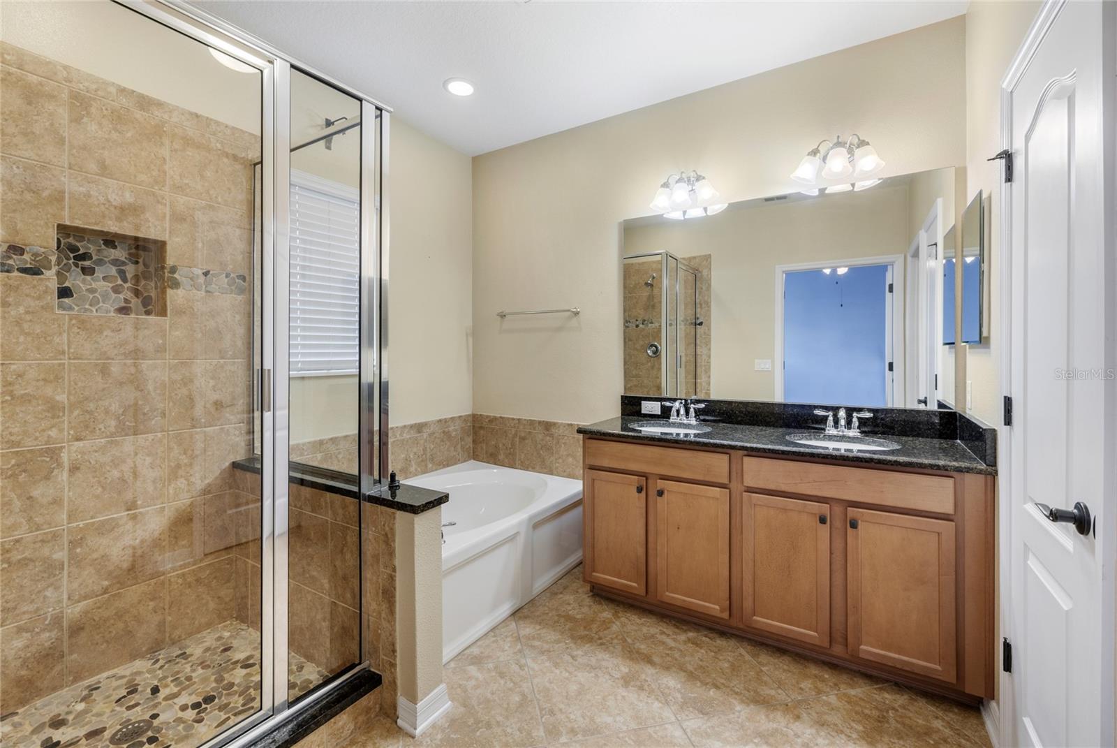 Image 19 of 28 For 1516 Resolute Street