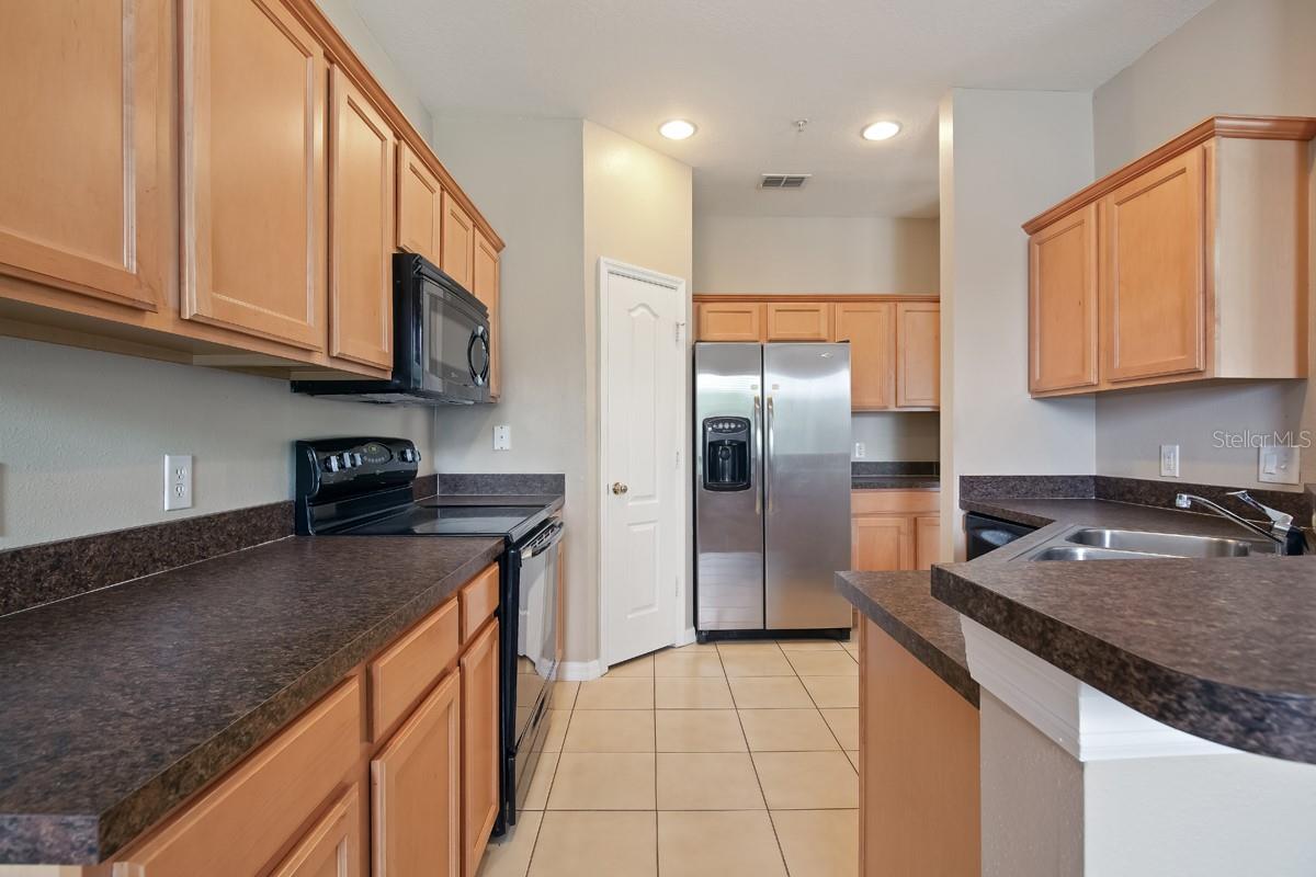 Image 16 of 22 For 6670 Goldenrod Road 131c