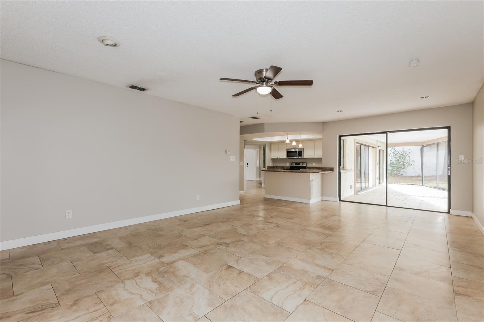 Image 10 of 21 For 1303 Sandalwood Drive