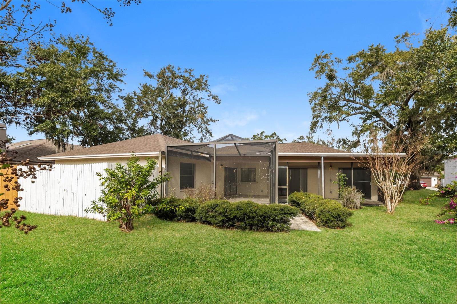 Image 19 of 21 For 1303 Sandalwood Drive