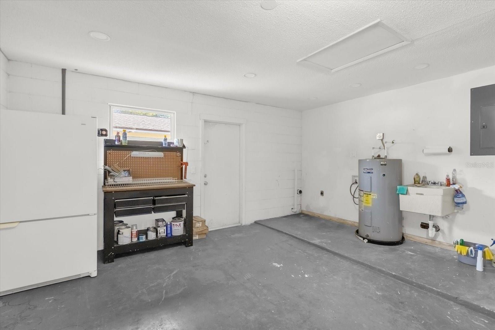 Image 19 of 37 For 3202 Calumet Drive