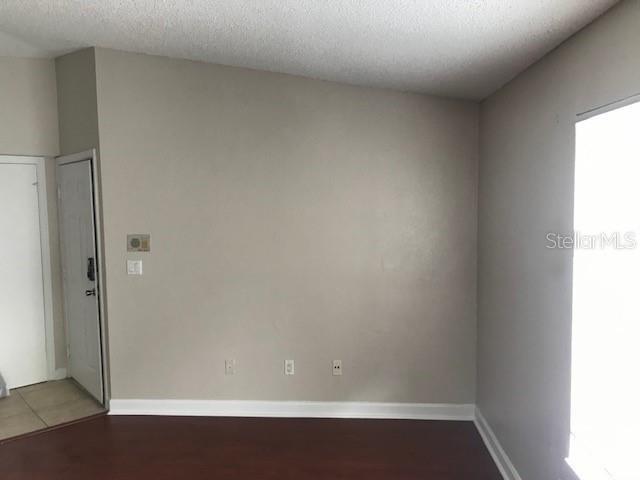 Image 6 of 15 For 4504 Commander Drive 1836