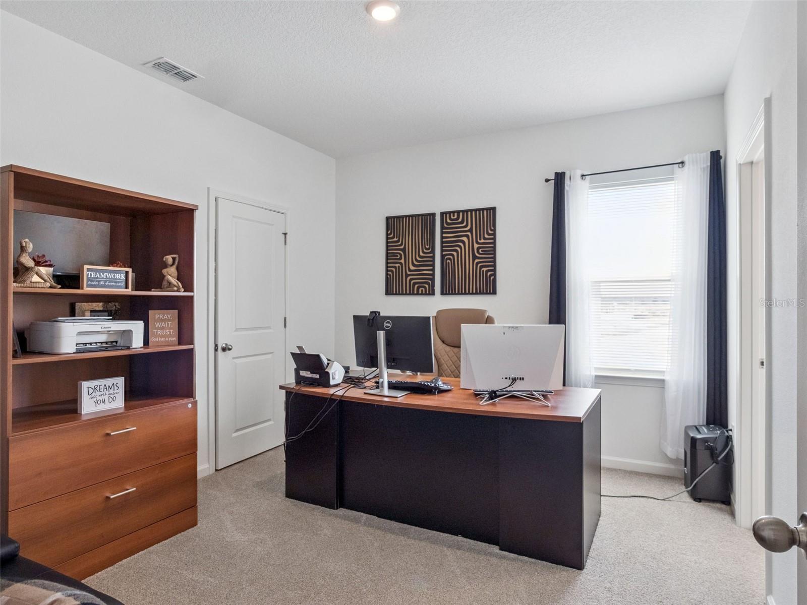 Image 19 of 25 For 591 Via Bella Court