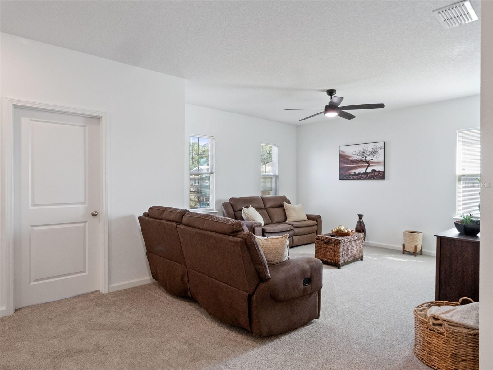 Image 22 of 25 For 591 Via Bella Court