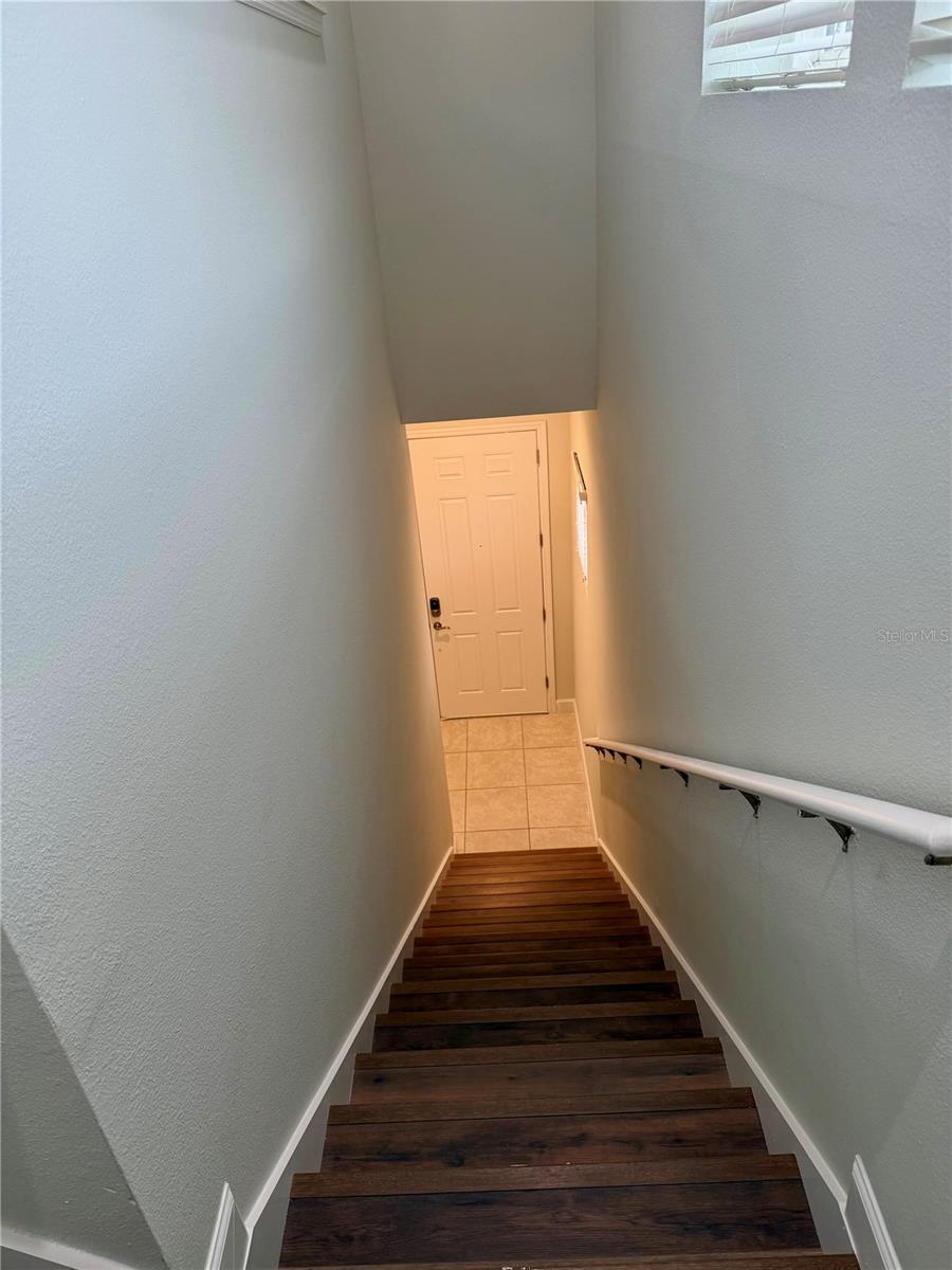 Image 5 of 22 For 13796 Eliot Avenue