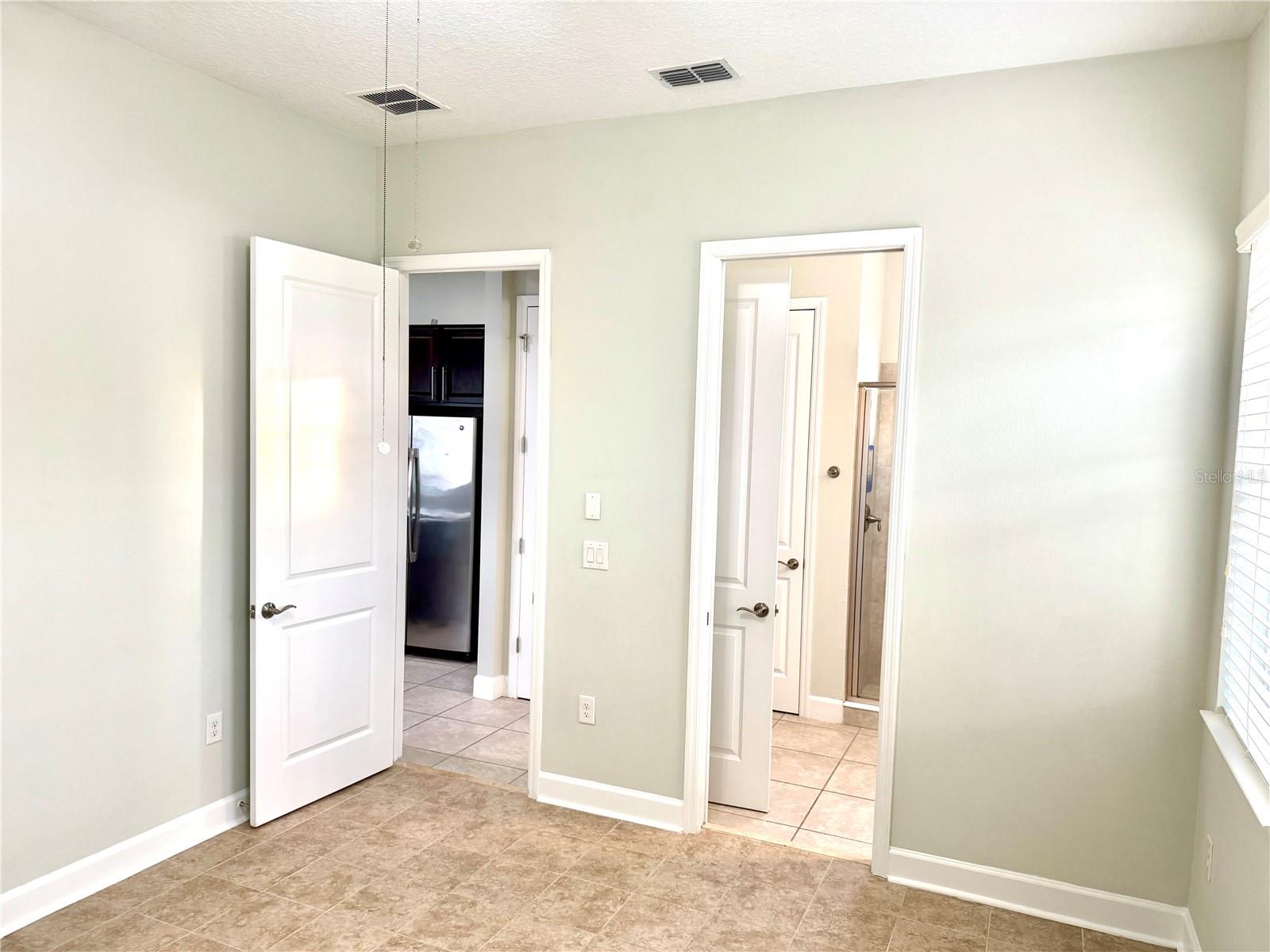 Image 8 of 22 For 13796 Eliot Avenue