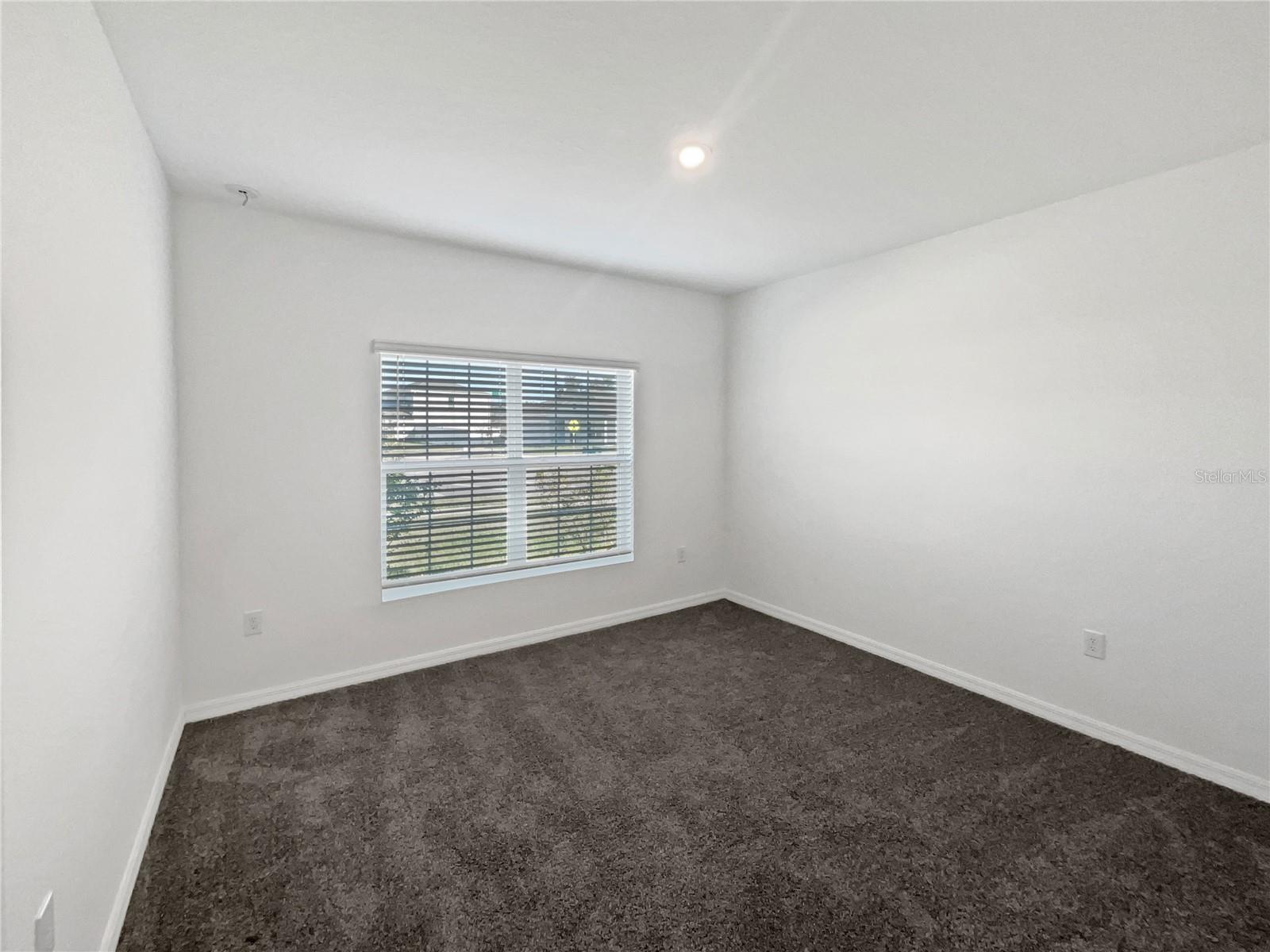 Image 11 of 37 For 200 Garnet Avenue