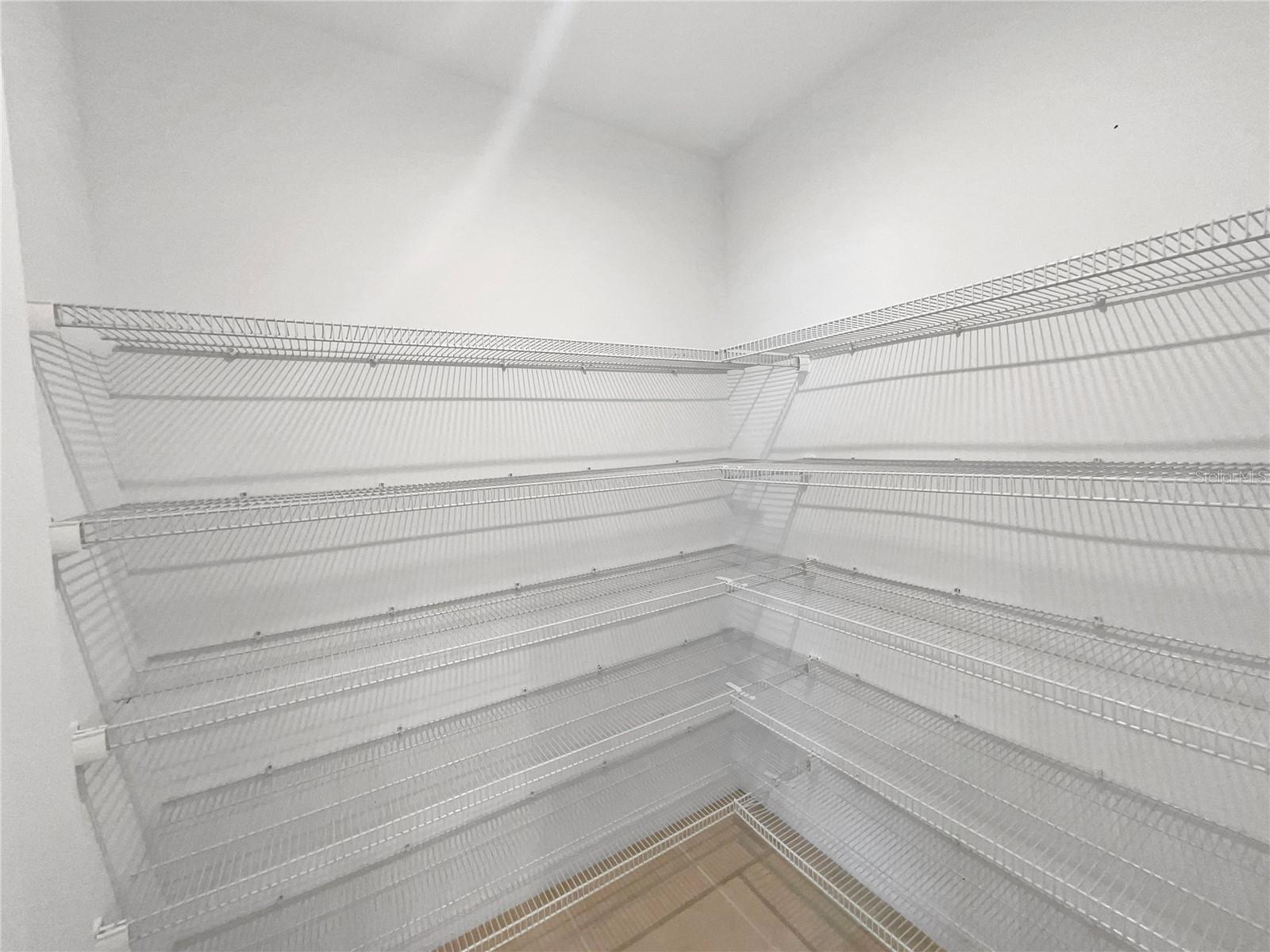 Image 21 of 37 For 200 Garnet Avenue