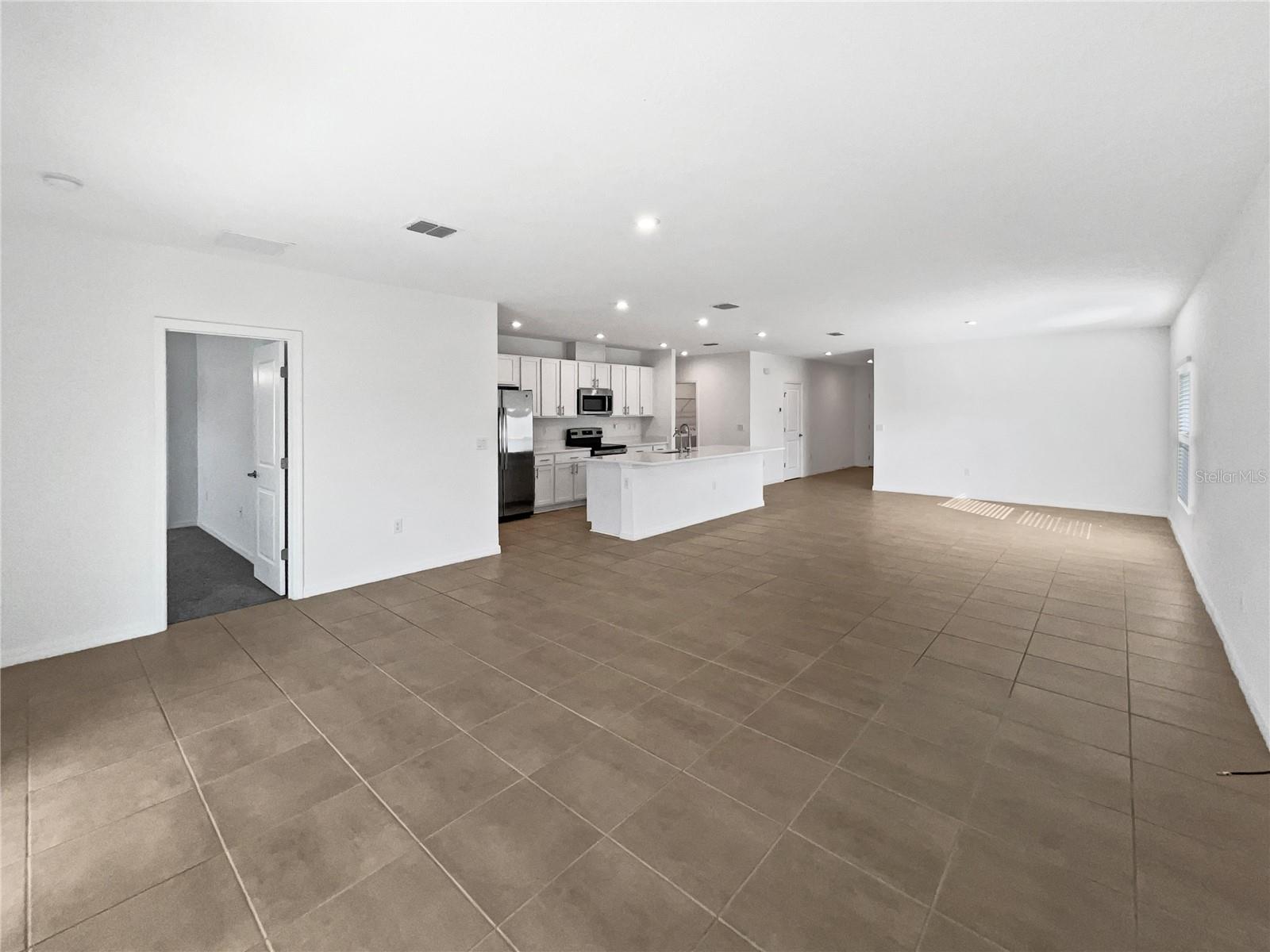 Image 3 of 37 For 200 Garnet Avenue