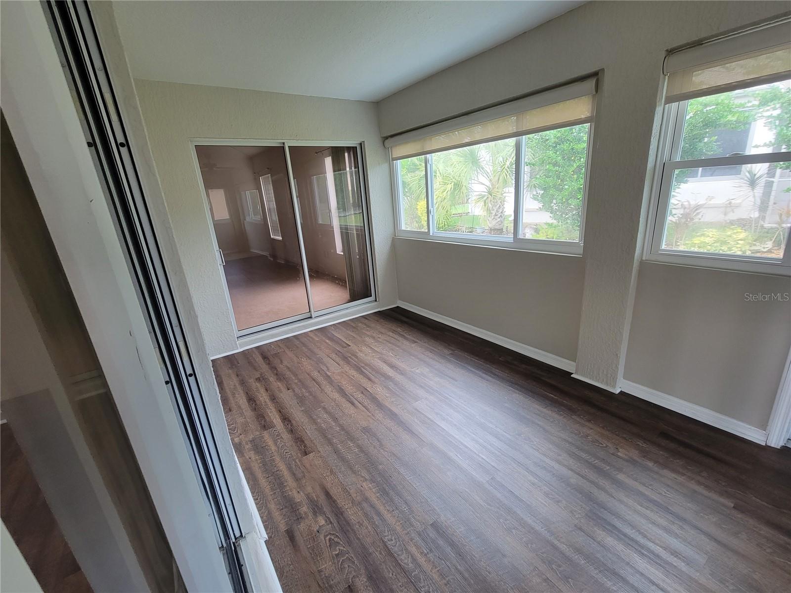 Image 16 of 20 For 7233 171st Pond Lane