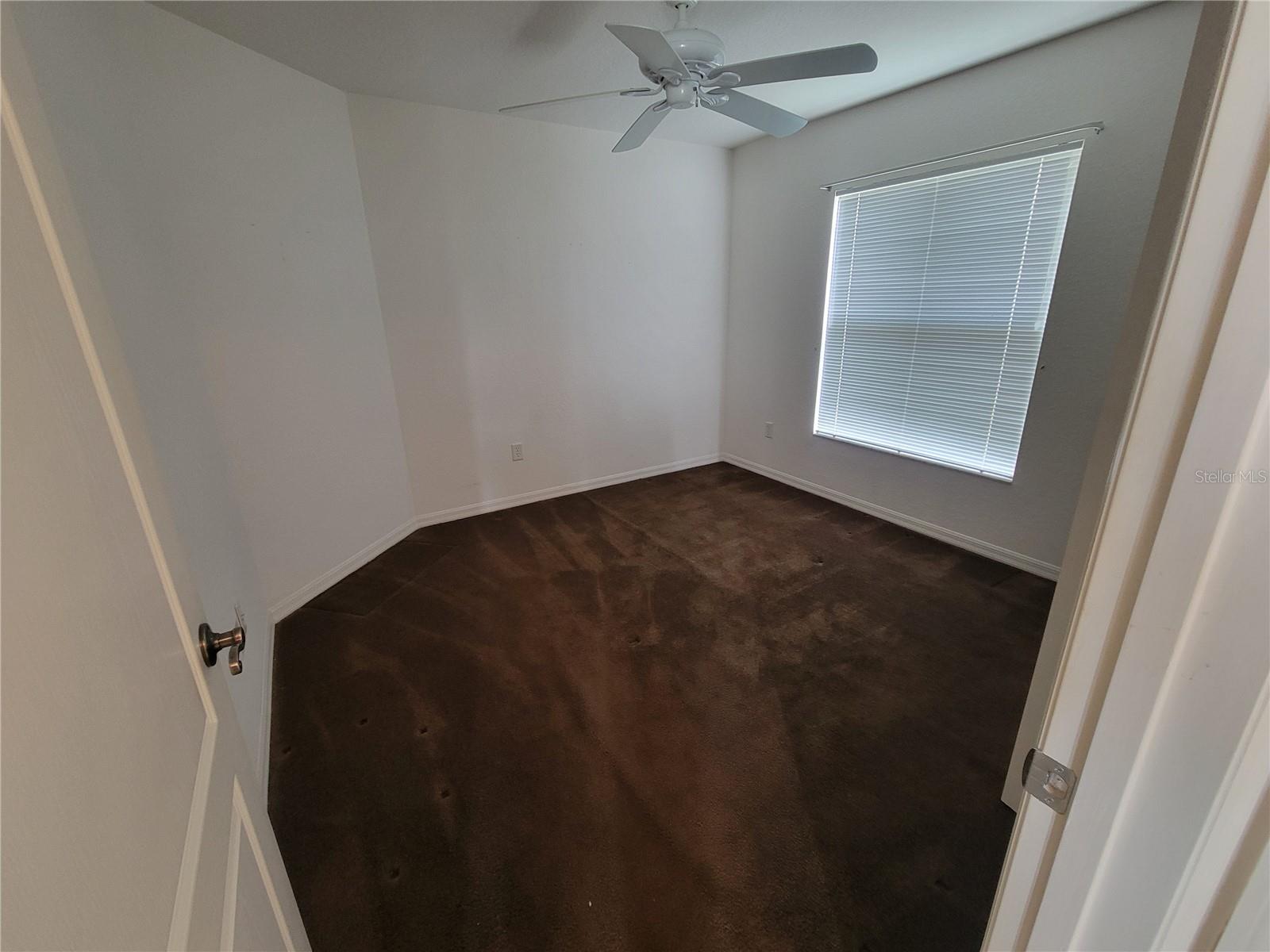 Image 18 of 20 For 7233 171st Pond Lane