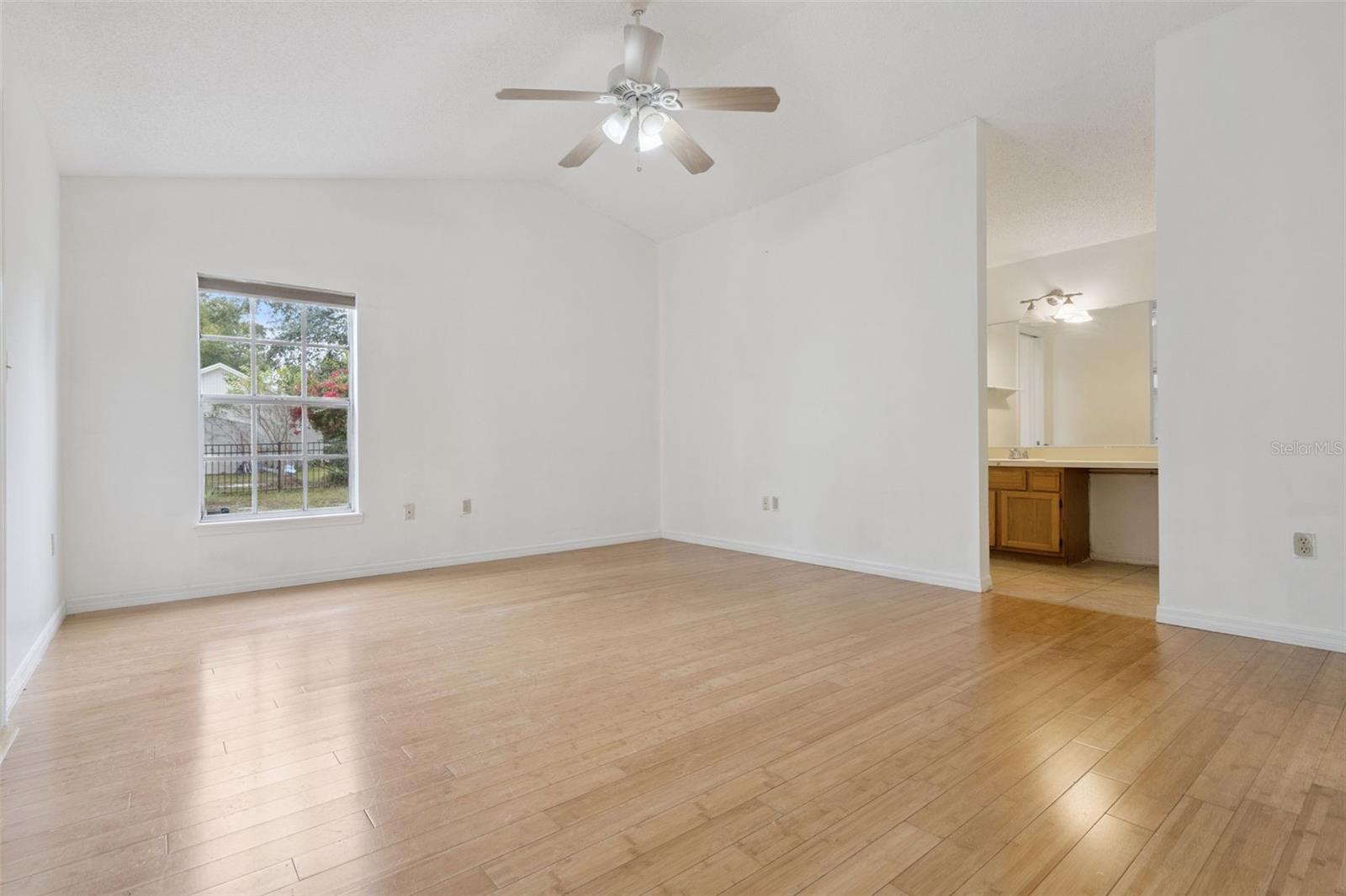 Image 19 of 32 For 6610 Pampus Drive