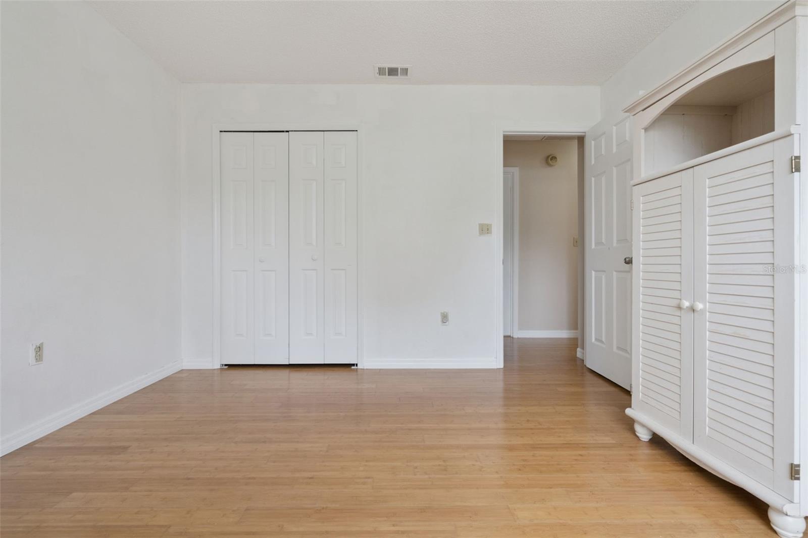 Image 24 of 32 For 6610 Pampus Drive