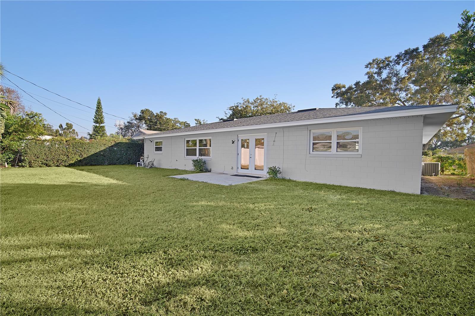 Image 29 of 33 For 4989 Wind Street