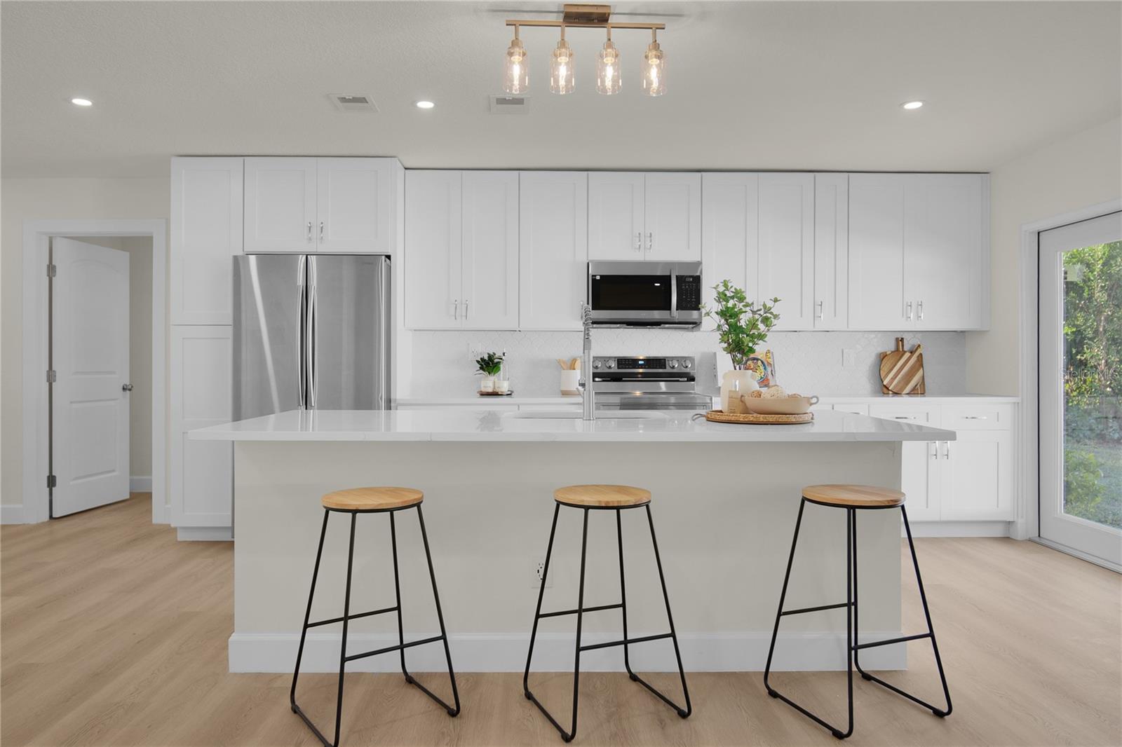 Image 4 of 33 For 4989 Wind Street