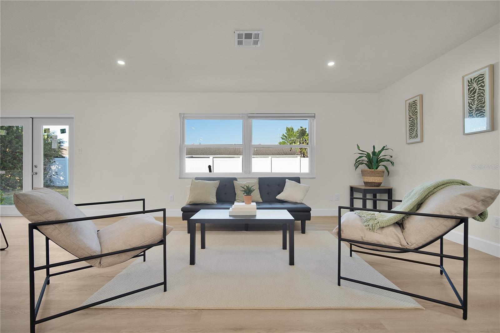 Image 7 of 33 For 4989 Wind Street