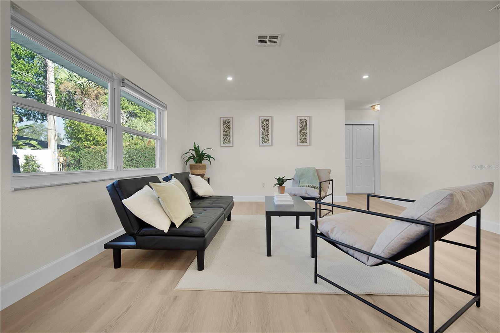 Image 8 of 33 For 4989 Wind Street