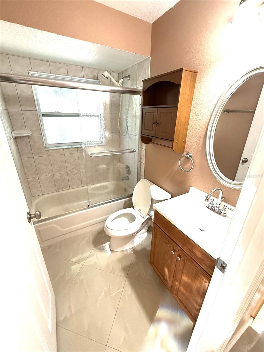 Image 17 of 21 For 9217 Valencia Palms Drive