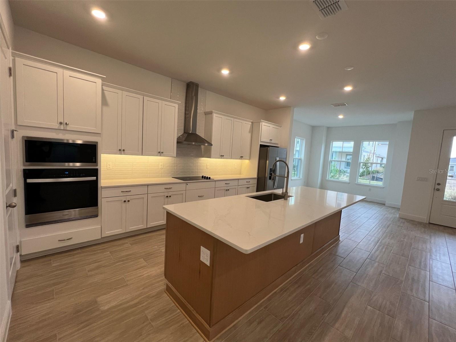 Image 6 of 27 For 9851 Gobat Aly