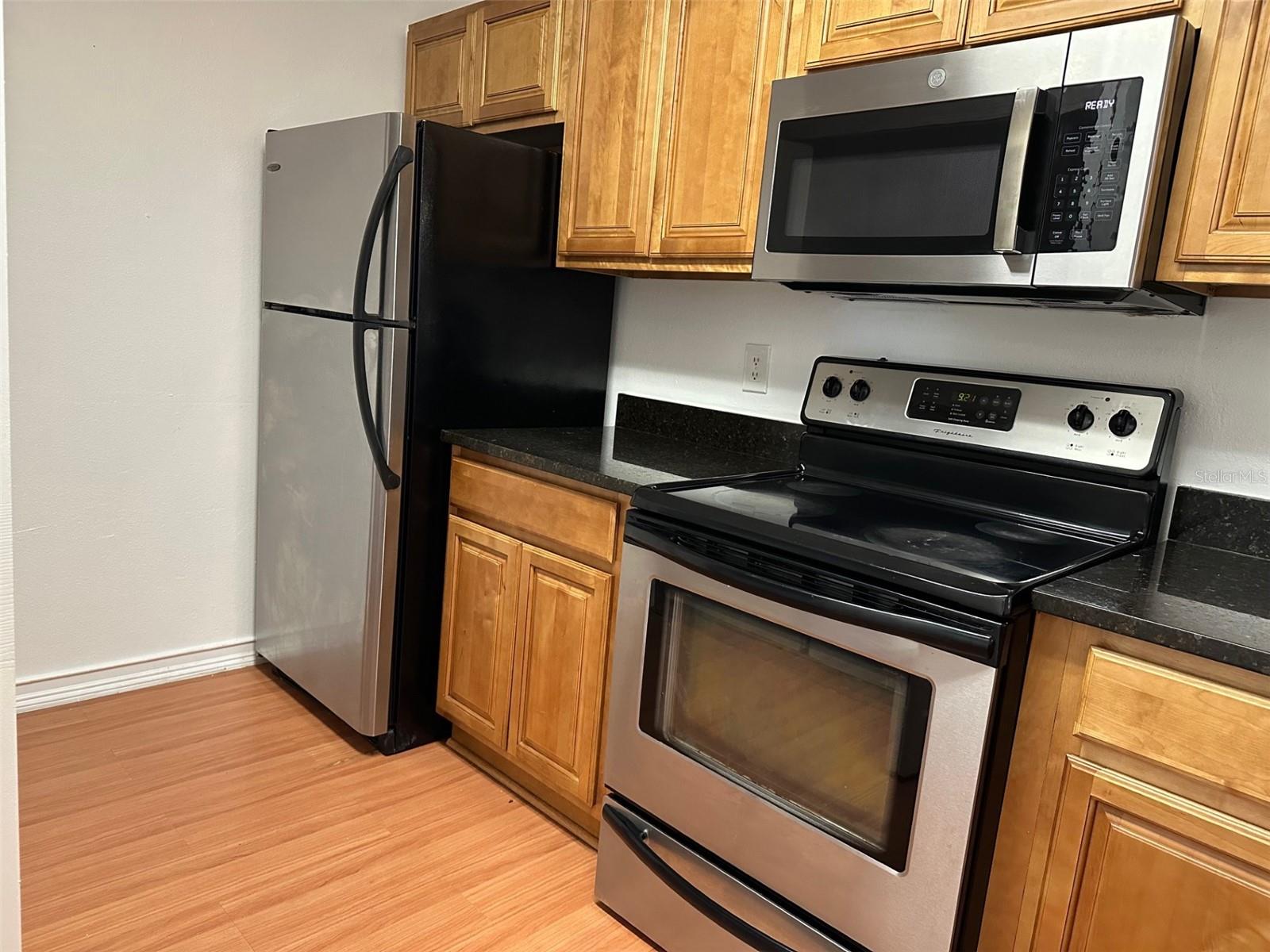 Image 22 of 52 For 602 Kenwick Circle 202