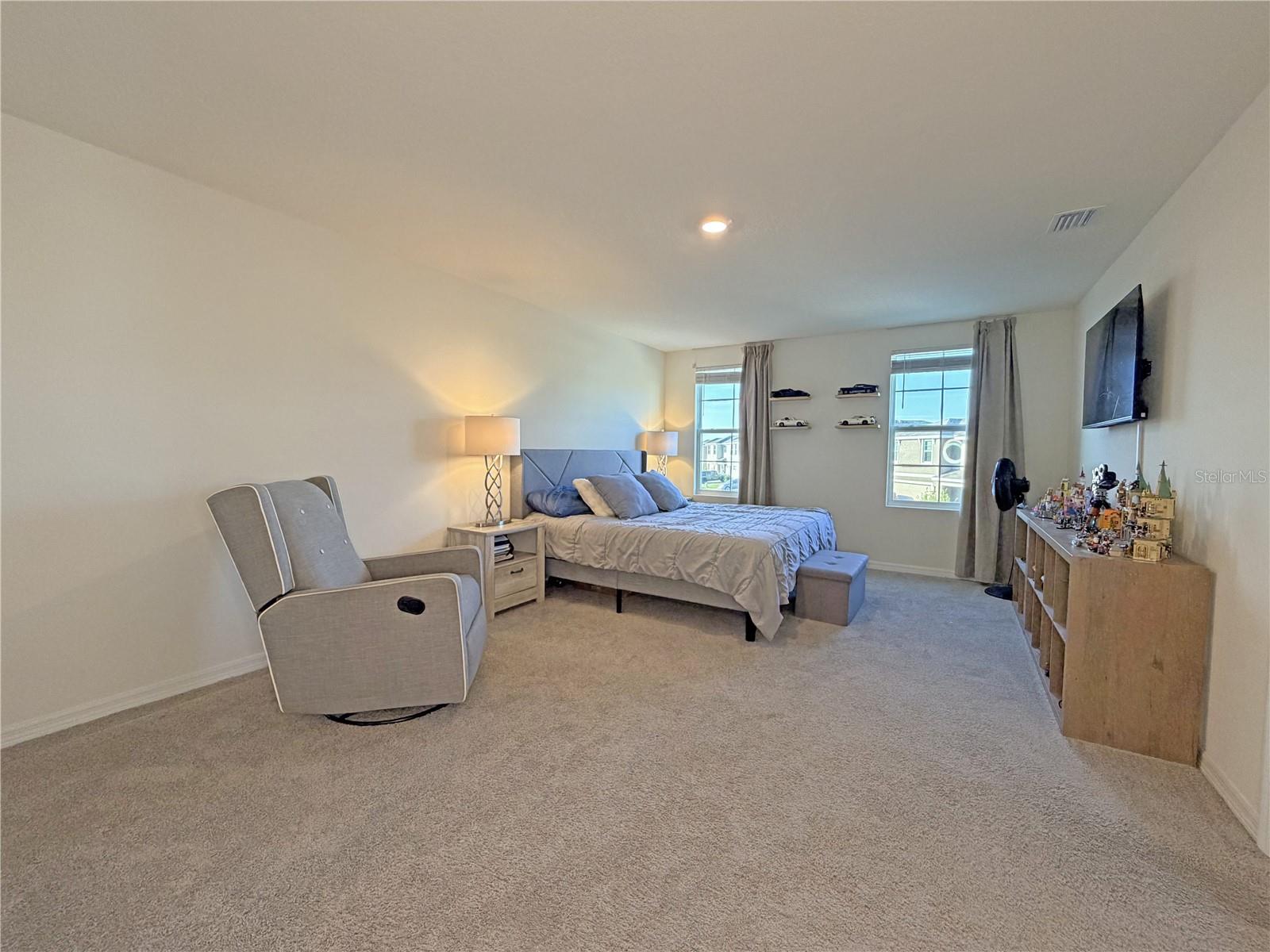 Image 12 of 19 For 8555 46th Avenue