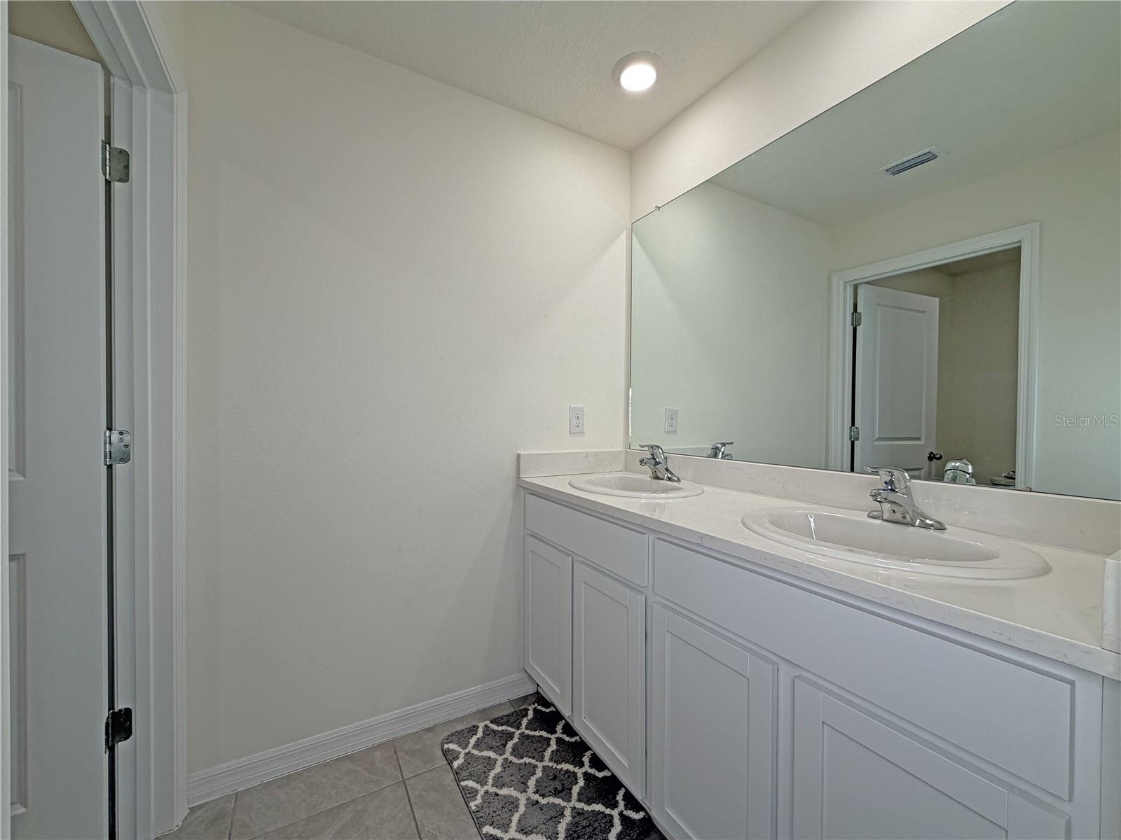 Image 18 of 19 For 8555 46th Avenue