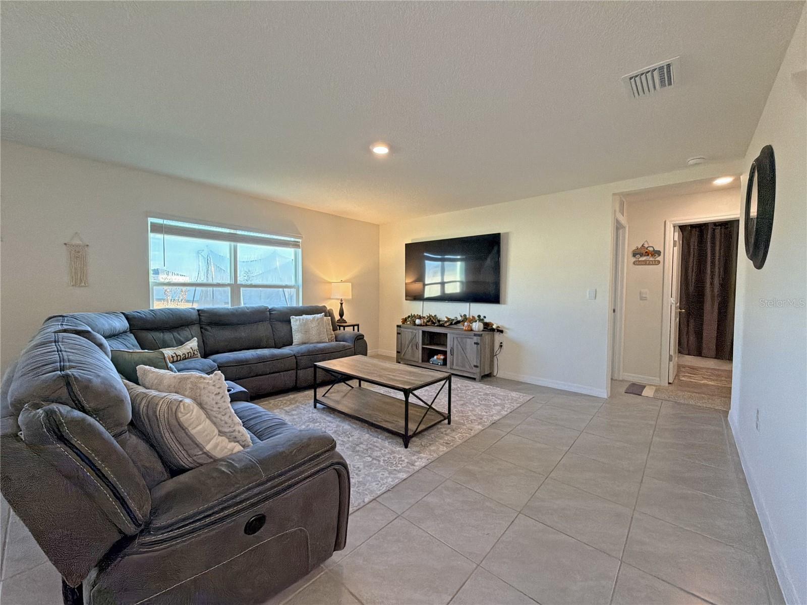 Image 9 of 19 For 8555 46th Avenue