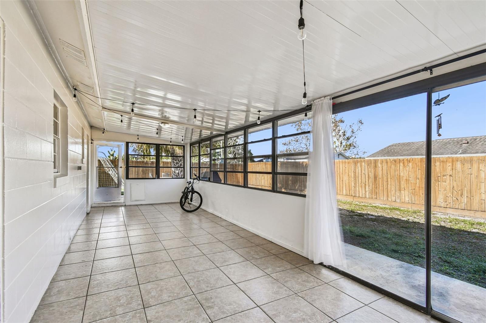 Image 24 of 28 For 215 Gardenia Road