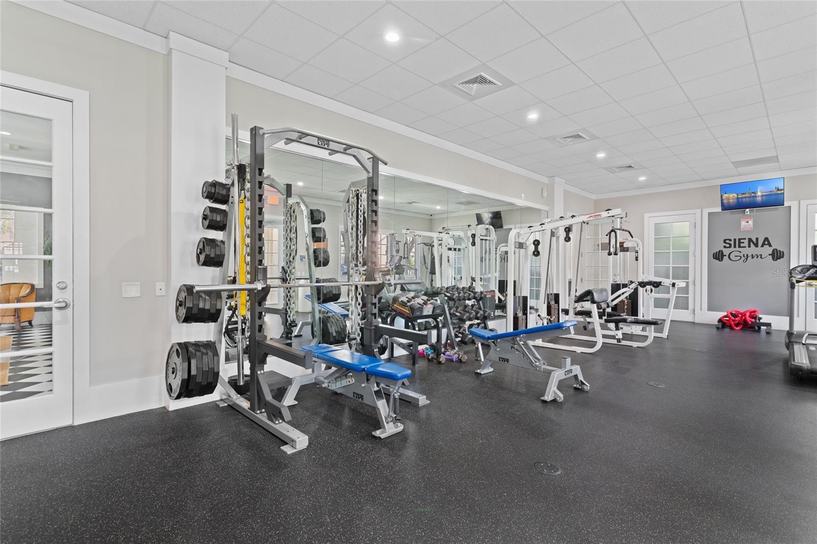 Image 20 of 29 For 754 Centervale Drive 754