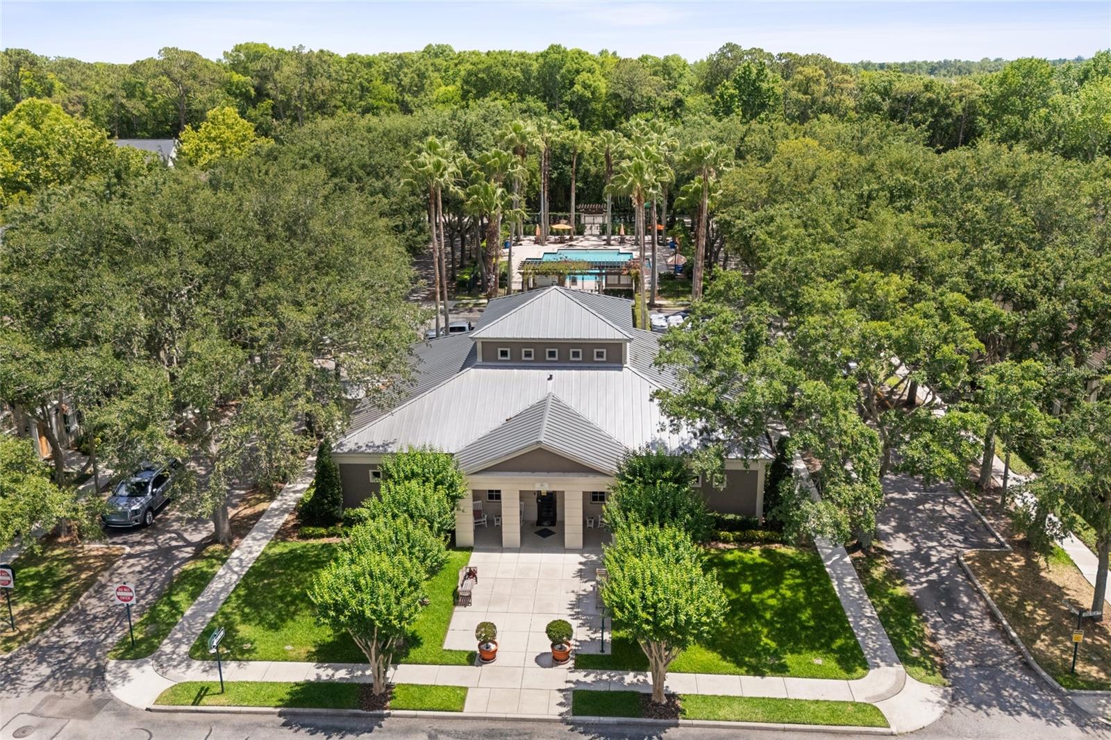 Image 21 of 29 For 754 Centervale Drive 754