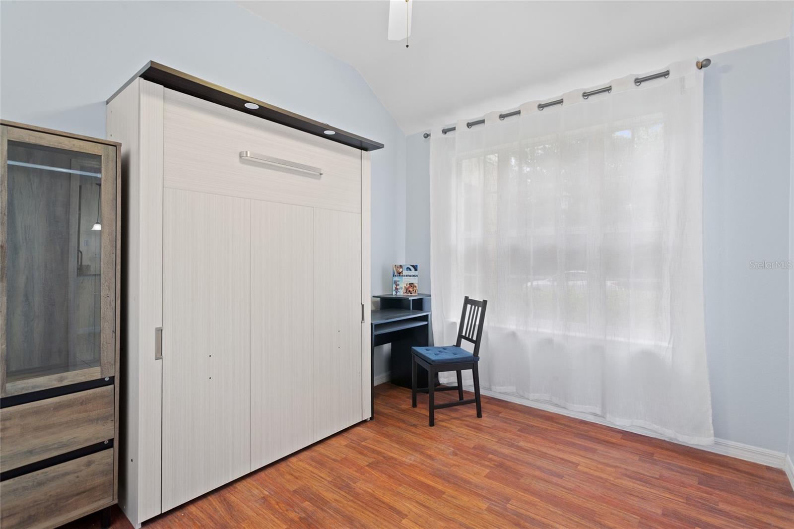 Image 8 of 29 For 754 Centervale Drive 754