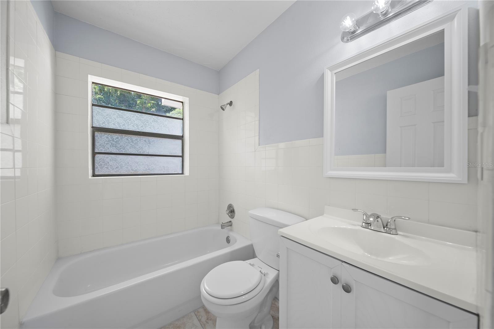 Image 13 of 18 For 724 Fairbanks Avenue