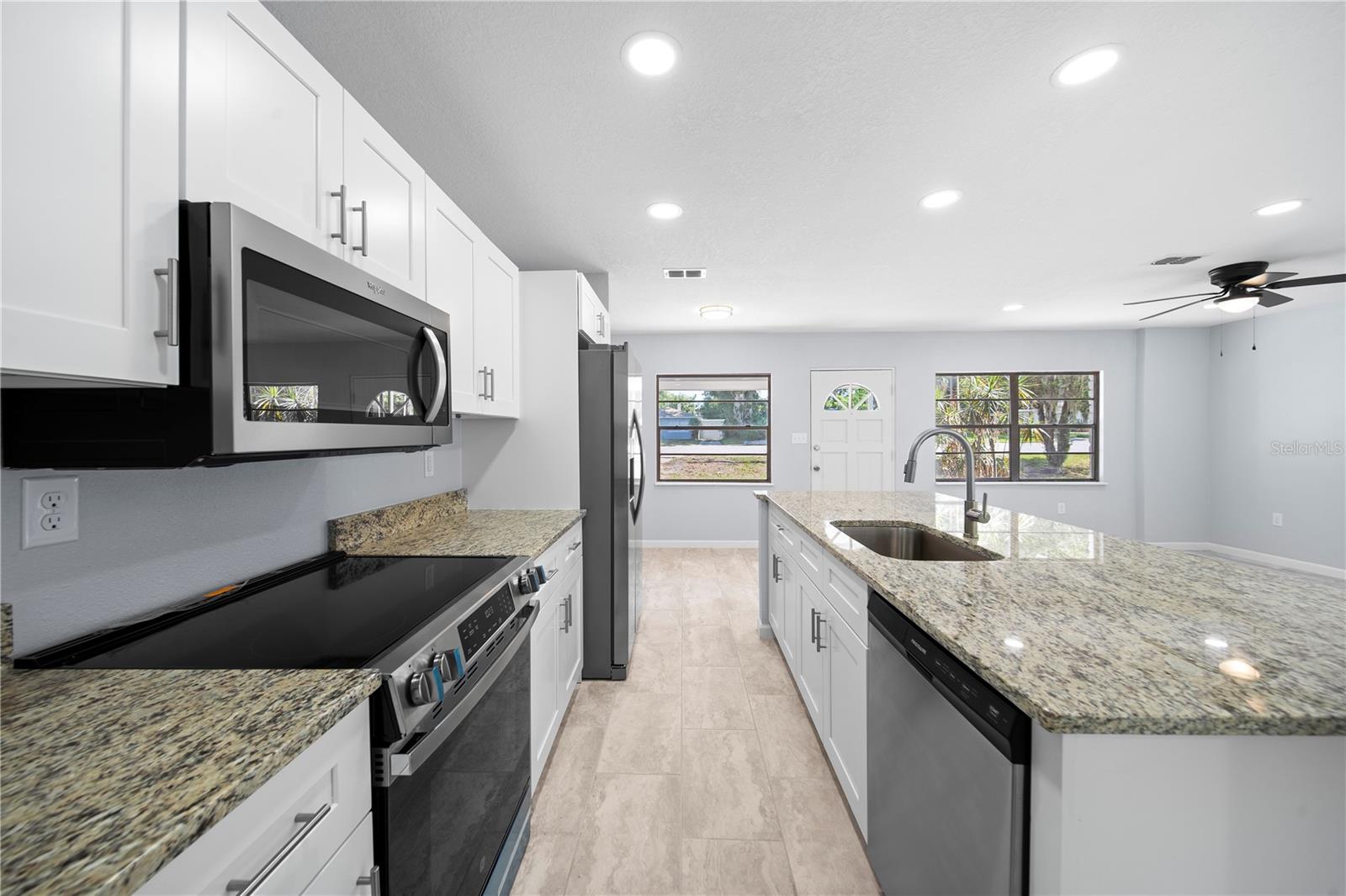 Image 3 of 18 For 724 Fairbanks Avenue