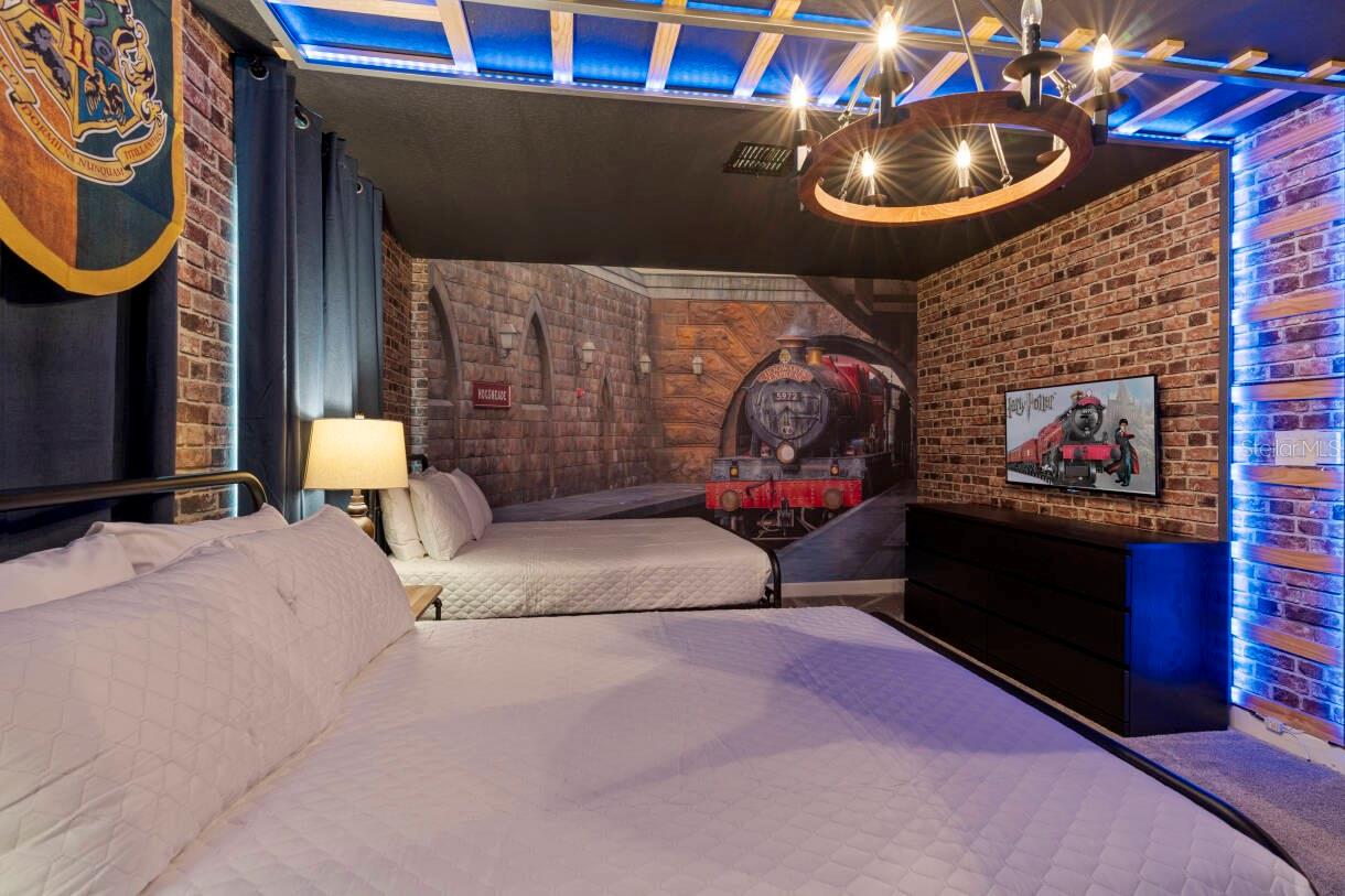 Image 24 of 40 For 2924 Penelope Loop