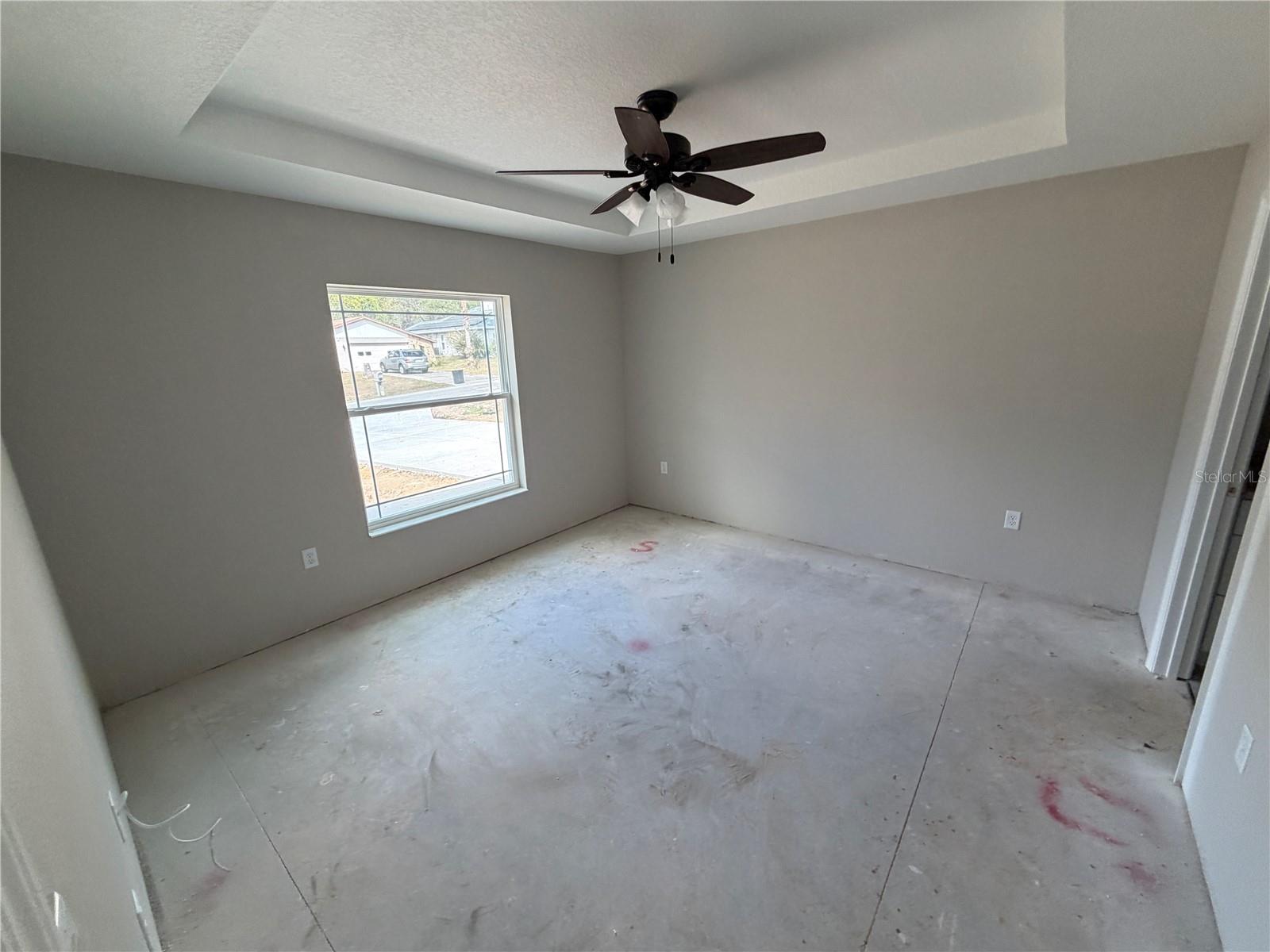 Image 6 of 27 For 754 Deacon Place