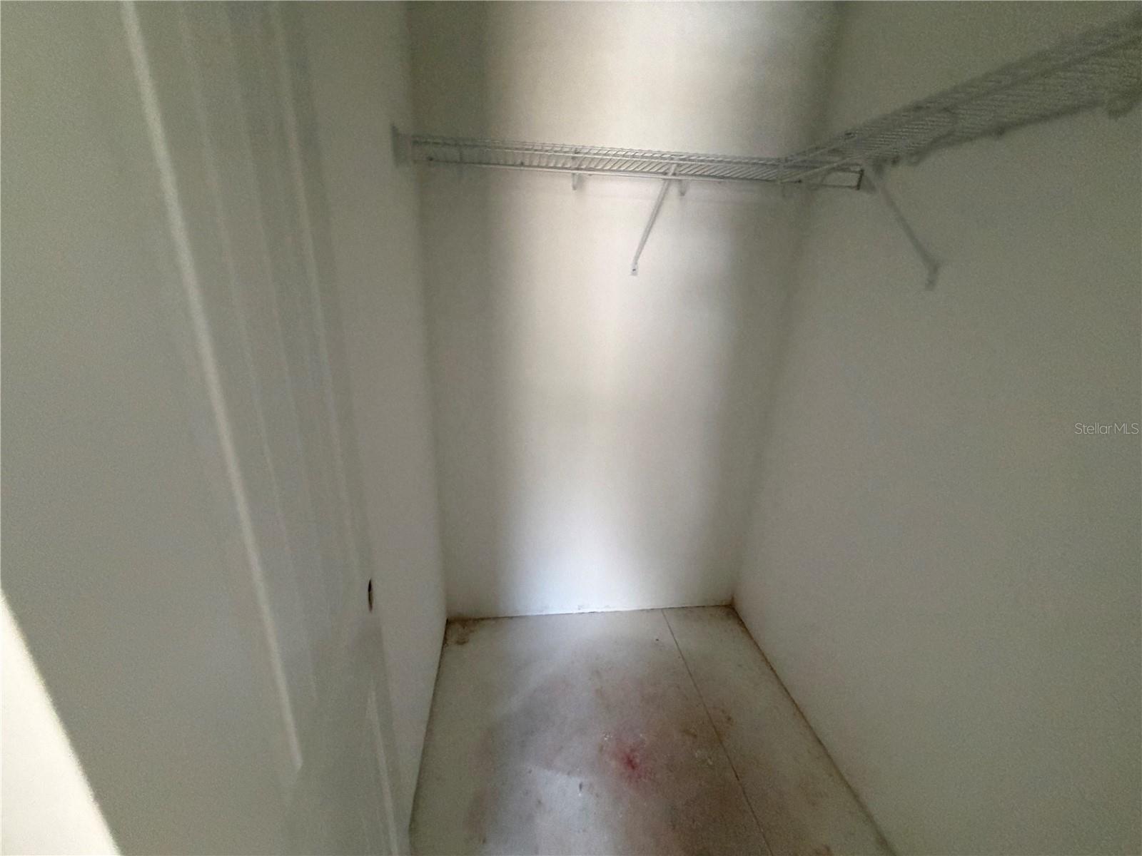 Image 7 of 27 For 754 Deacon Place