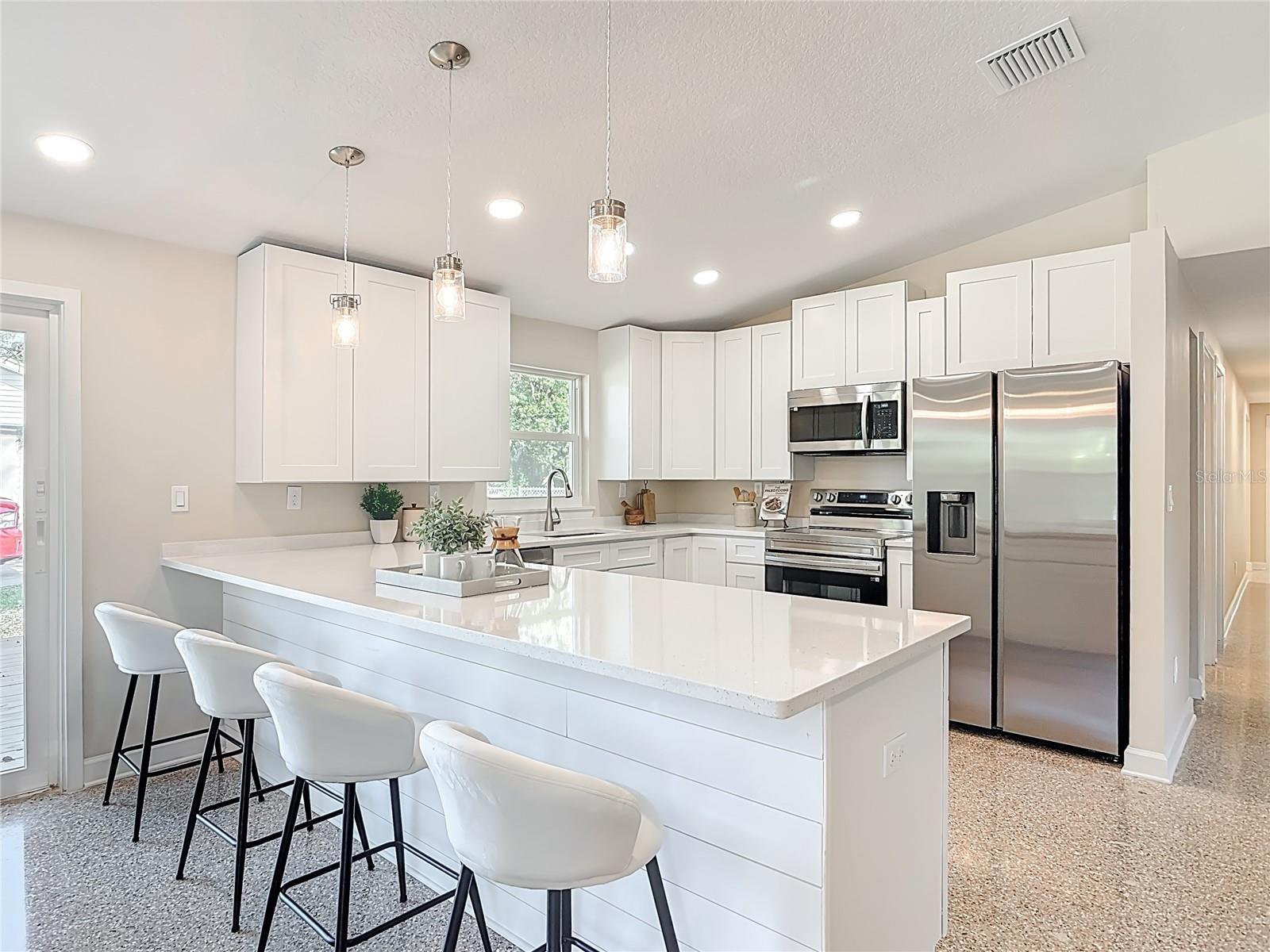 Image 14 of 51 For 1515 Live Oak Street