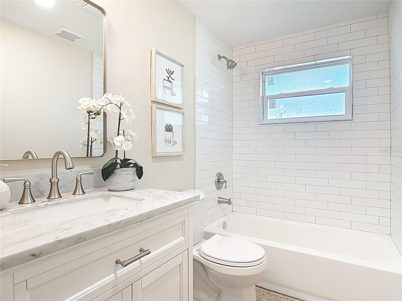 Image 27 of 51 For 1515 Live Oak Street