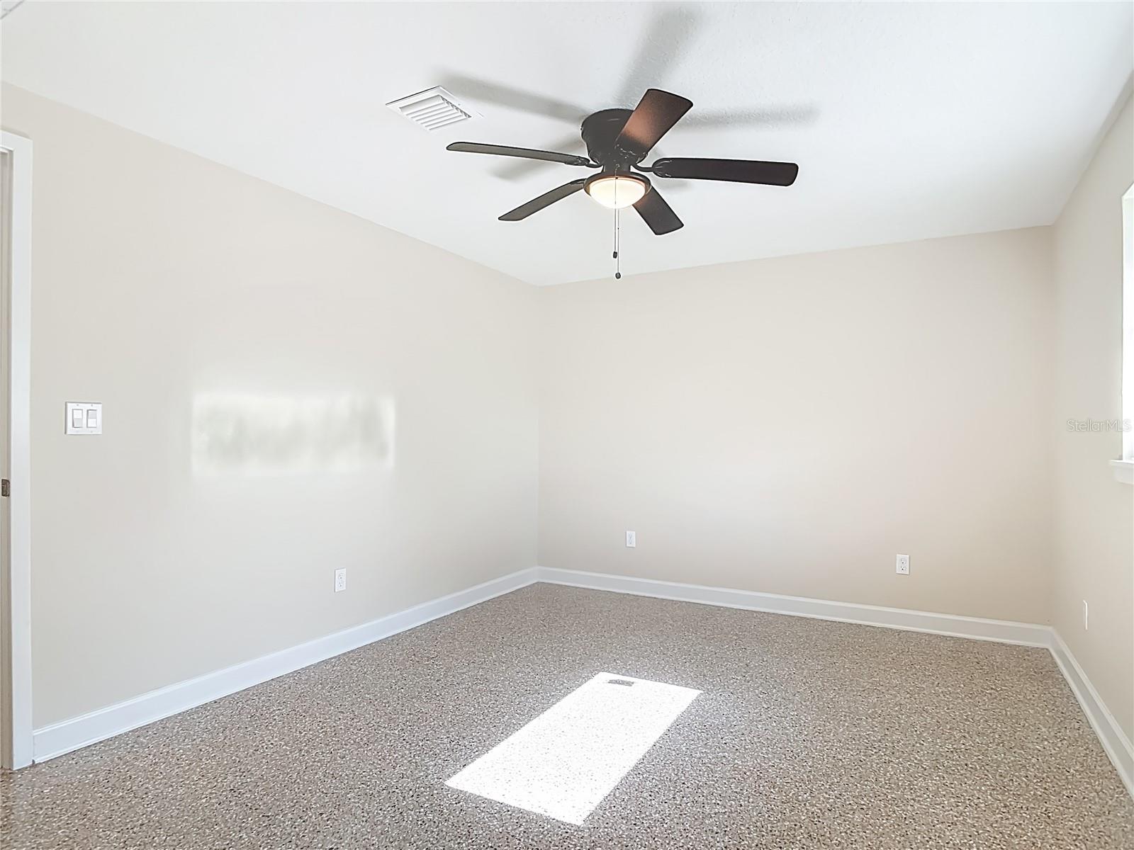 Image 31 of 51 For 1515 Live Oak Street