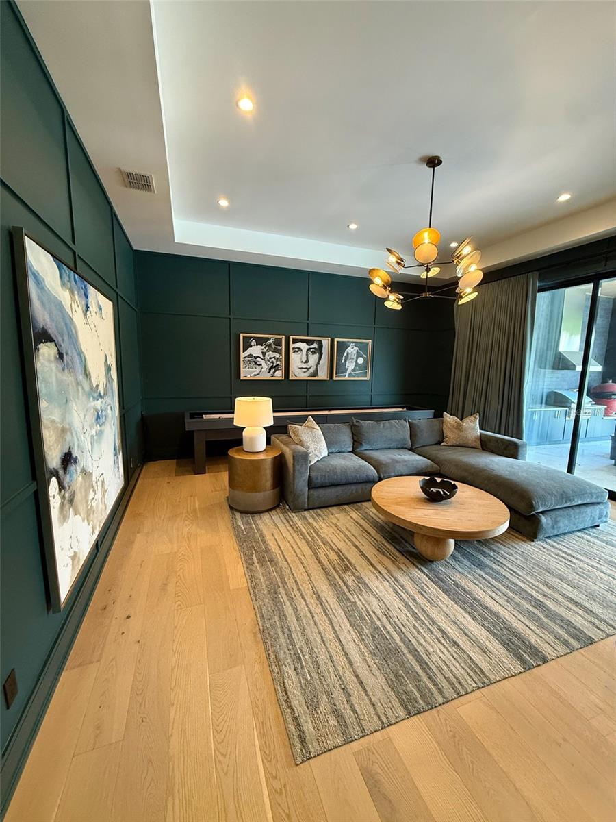 Image 8 of 33 For 6208 Donegal Drive