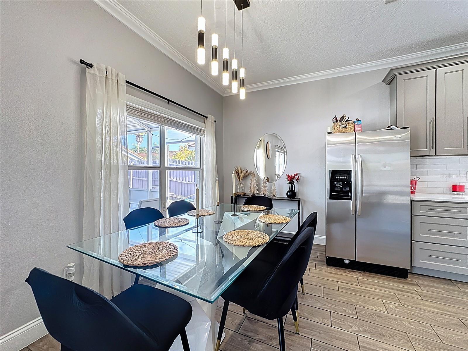 Image 12 of 47 For 160 Tuscany Pointe Avenue