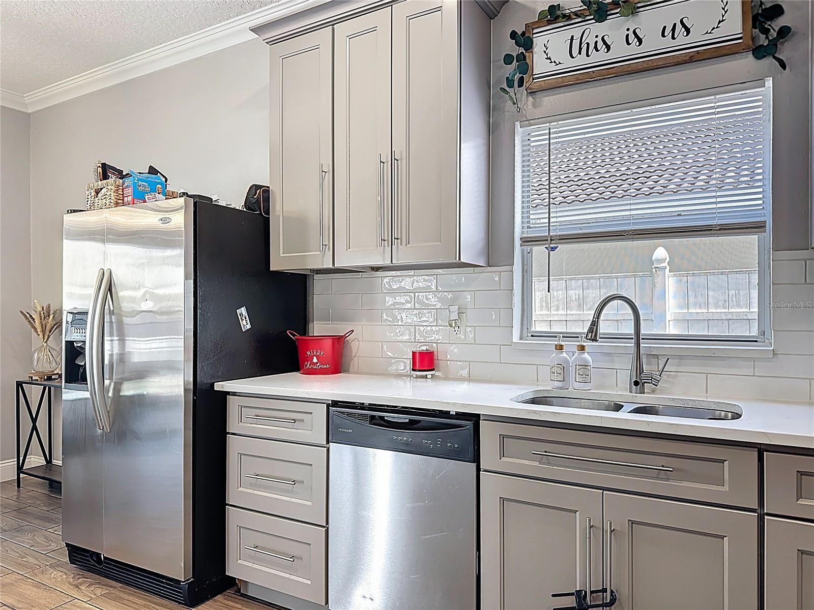 Image 20 of 47 For 160 Tuscany Pointe Avenue