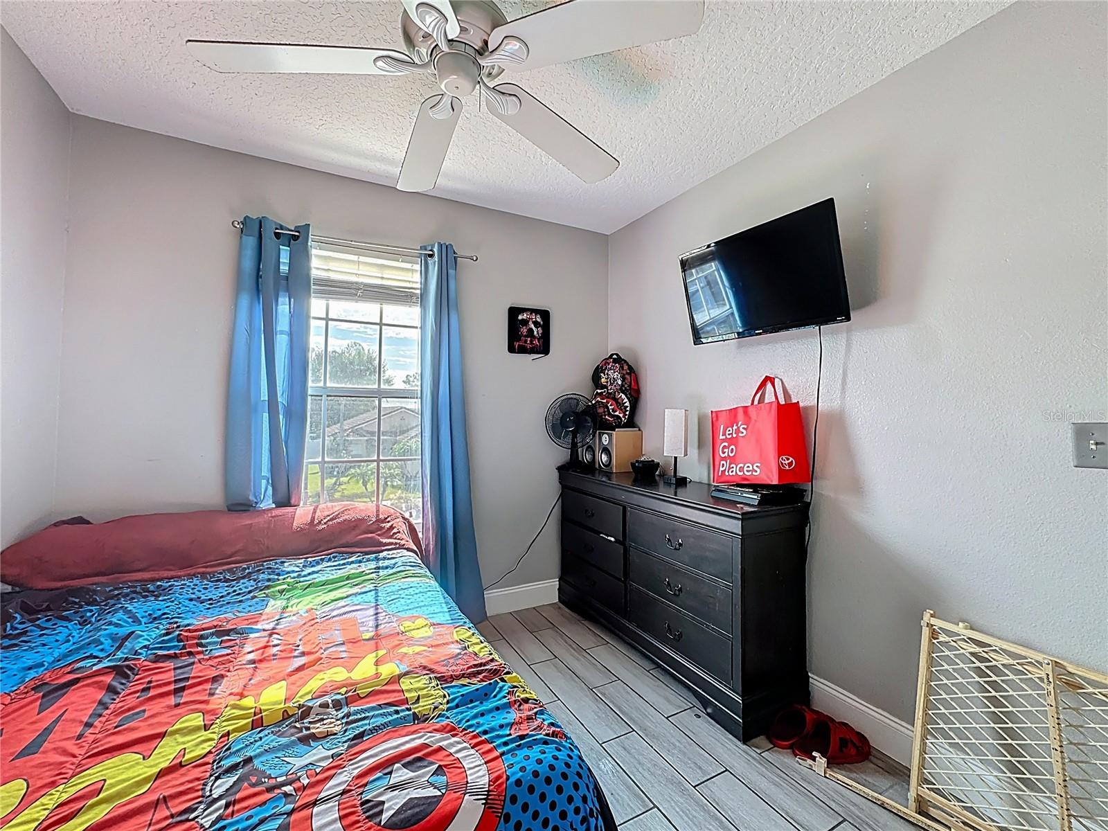 Image 24 of 47 For 160 Tuscany Pointe Avenue