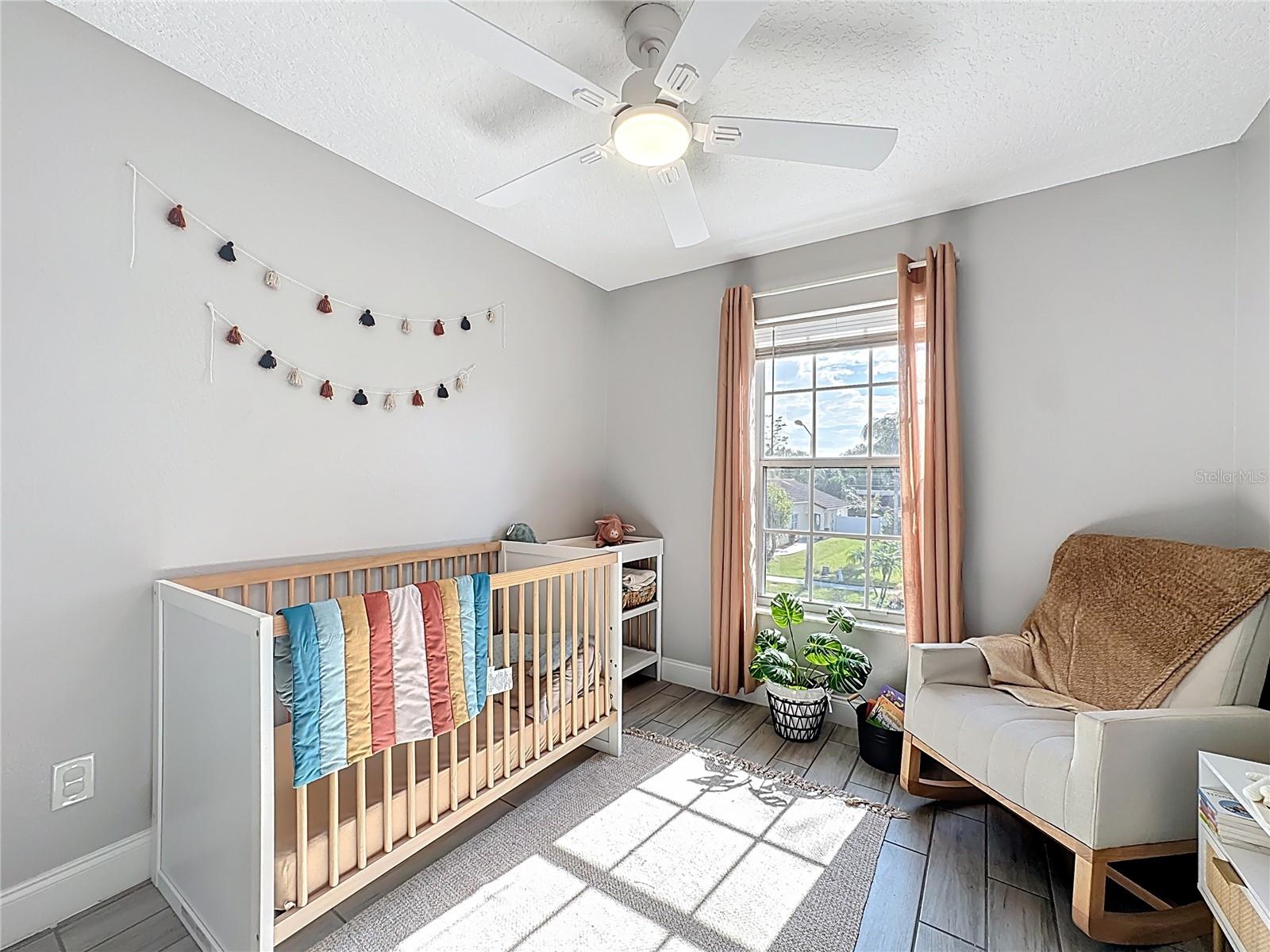 Image 33 of 47 For 160 Tuscany Pointe Avenue