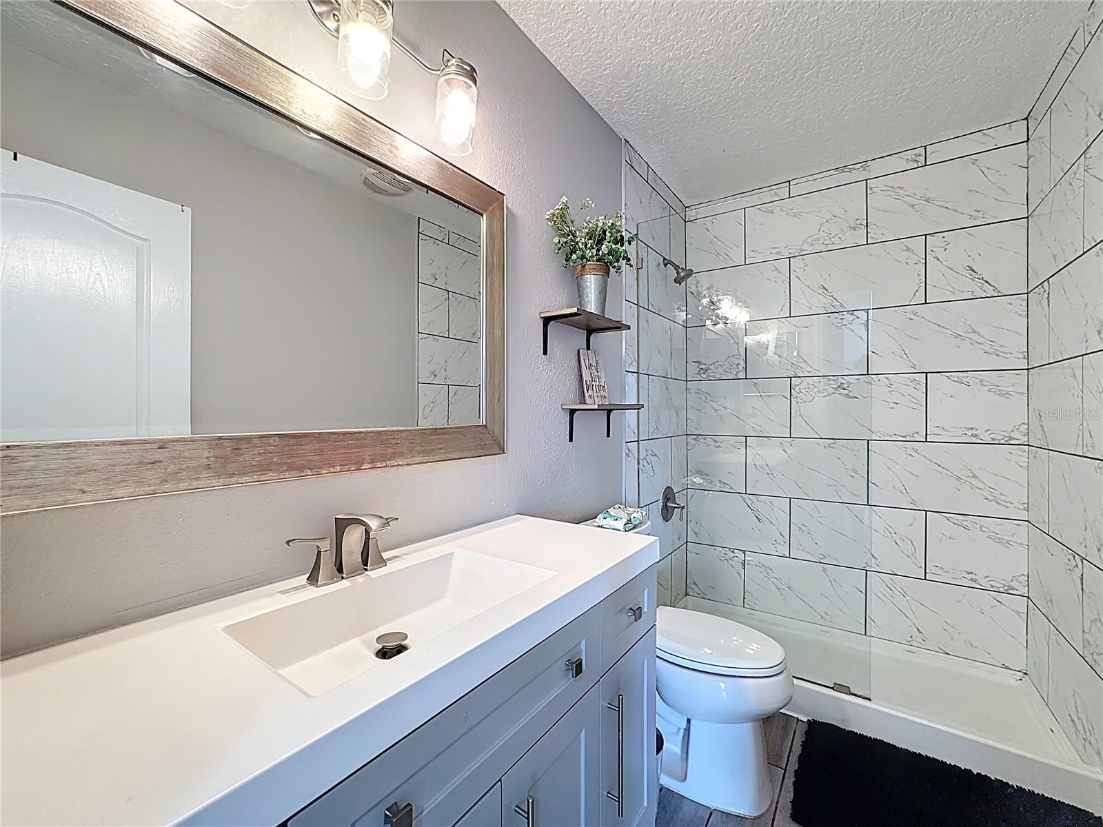 Image 37 of 47 For 160 Tuscany Pointe Avenue