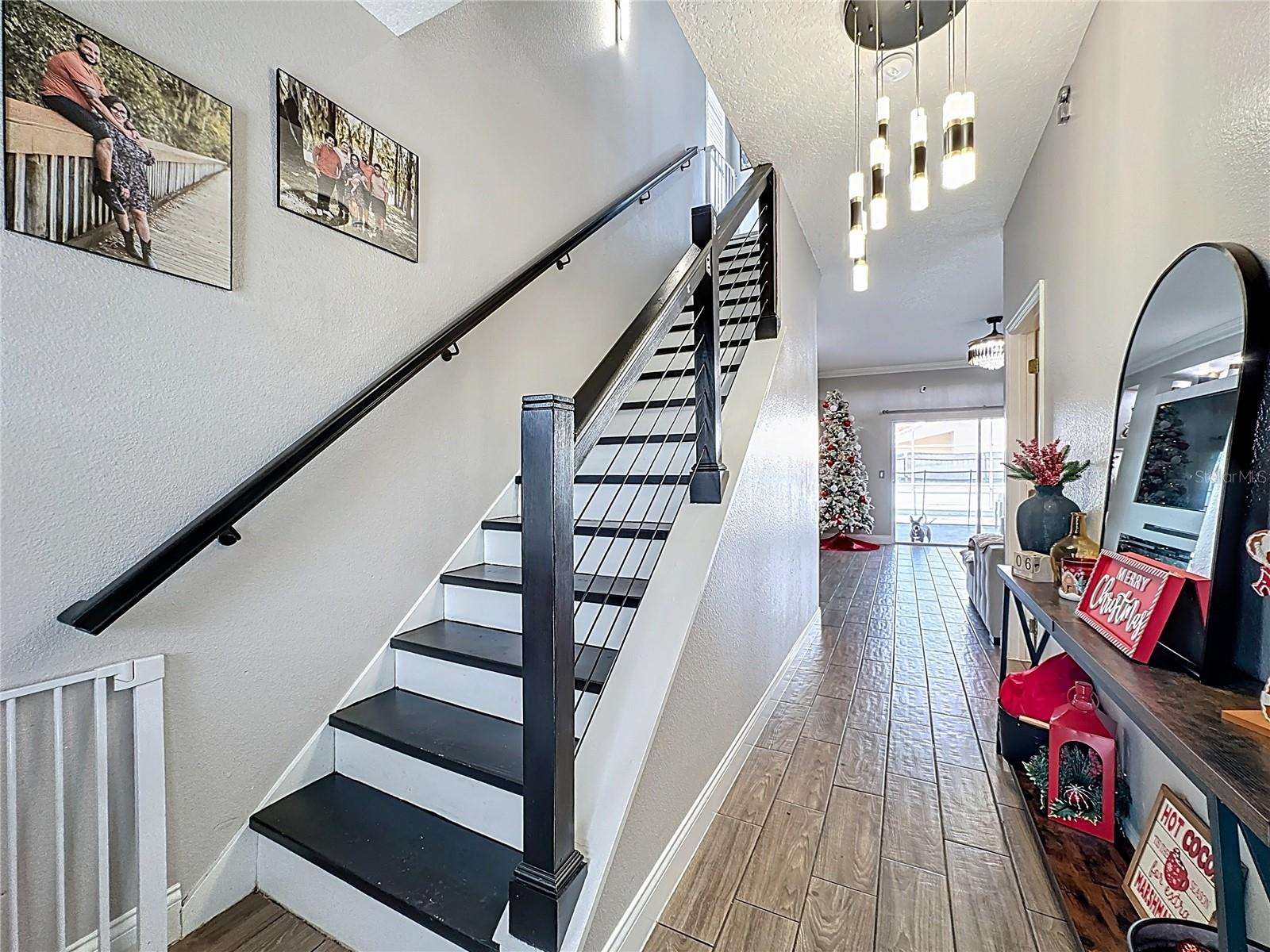 Image 8 of 47 For 160 Tuscany Pointe Avenue